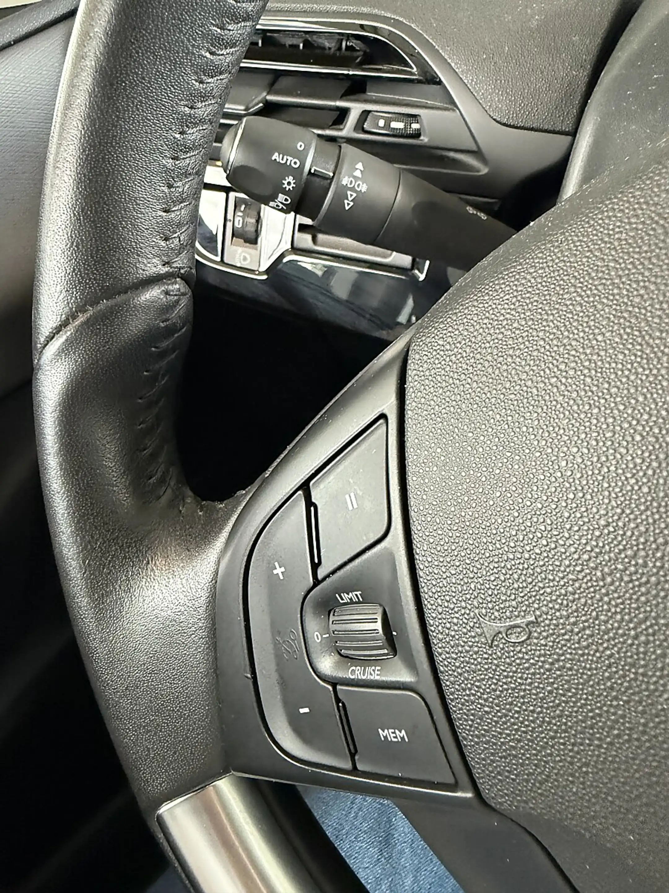 Citroen C4 SpaceTourer C4 Spacetourer BlueHDi 130 S&S 6-Gang Feel Edition — photo 14