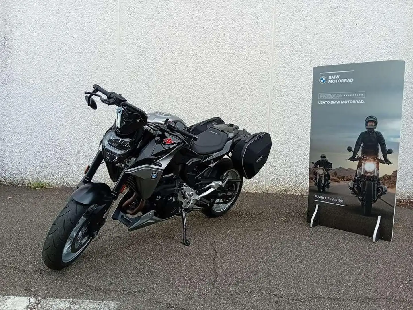 BMW F 900 R Abs Zwart - 1