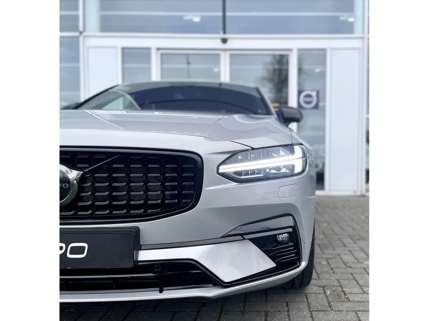 Volvo S90 B5 264PK Ultimate Dark| Panodak| Adap.Cruise| Harm Plateado - 2