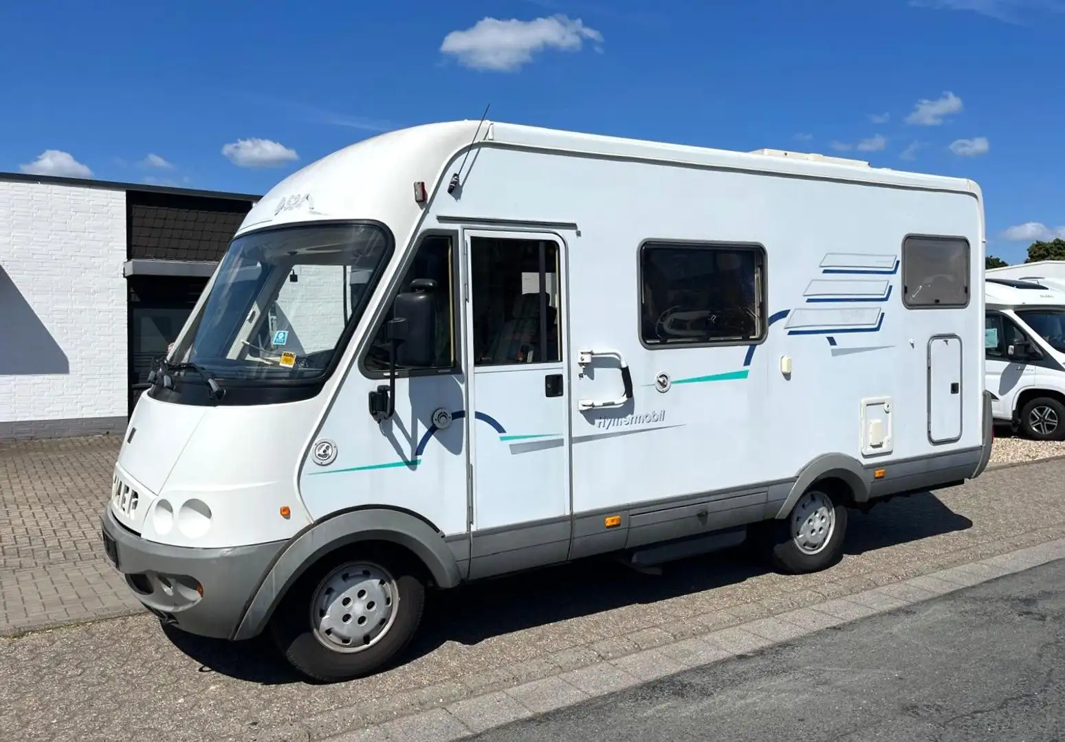 Hymer/Eriba B 524 - Fest/Hubbett - Solar - Klima - AHK - Weiß - 1