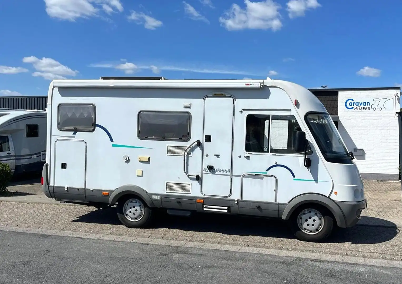 Hymer/Eriba B 524 - Fest/Hubbett - Solar - Klima - AHK - Weiß - 2