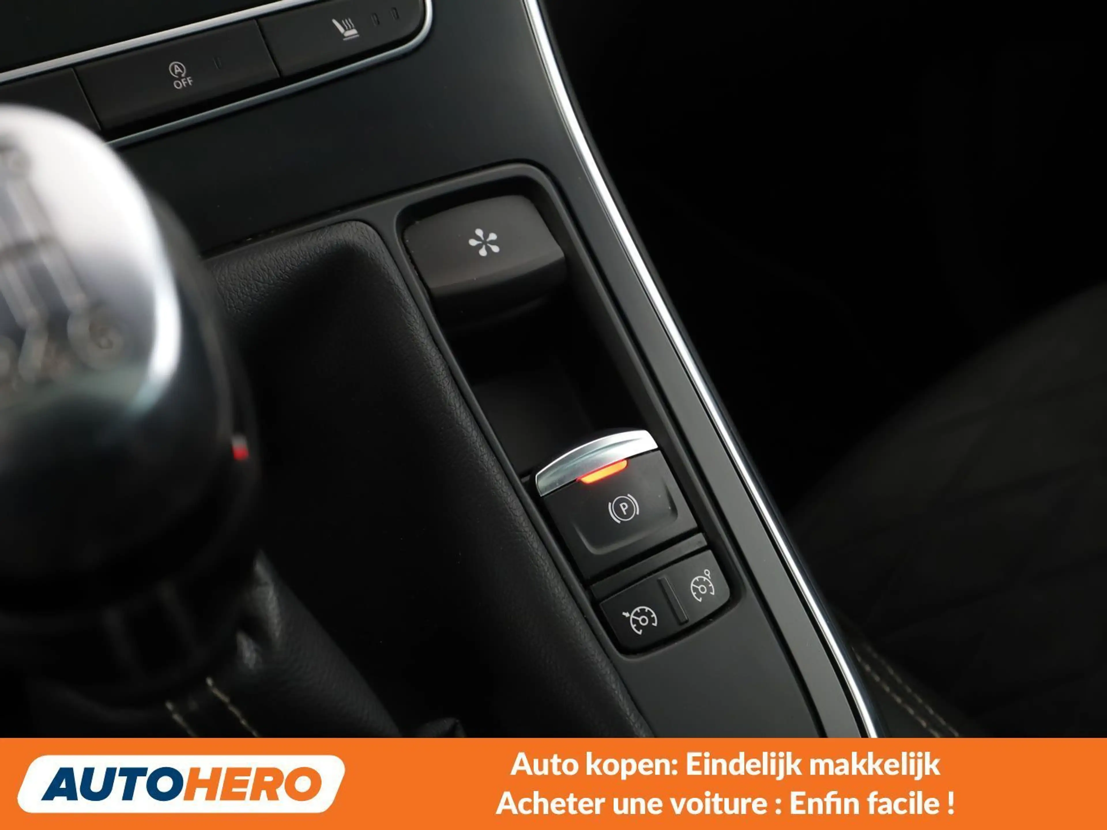 Renault Scenic 1.3 TCe Black Edition — photo 12