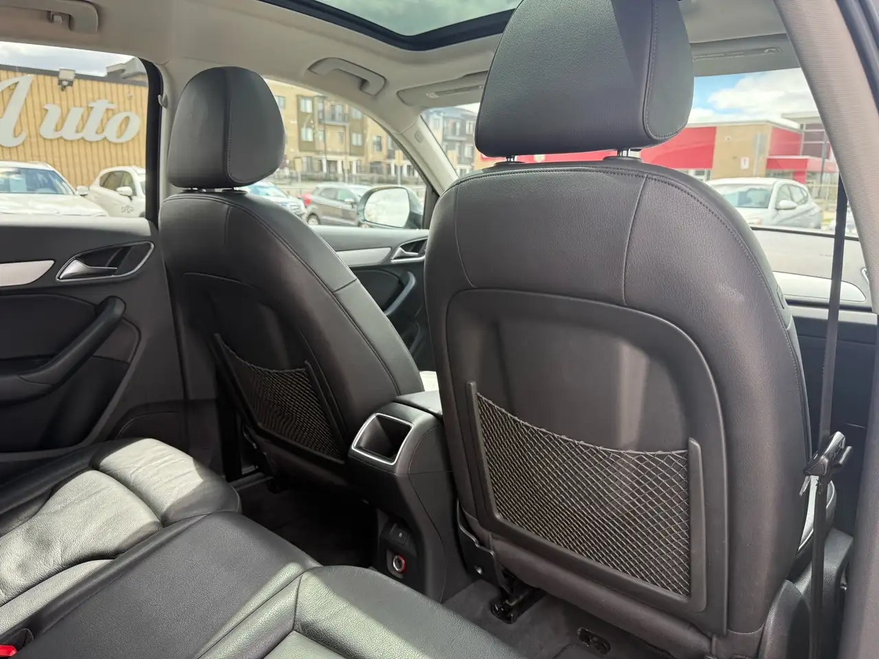 Audi Q3 снимка Audi Q3