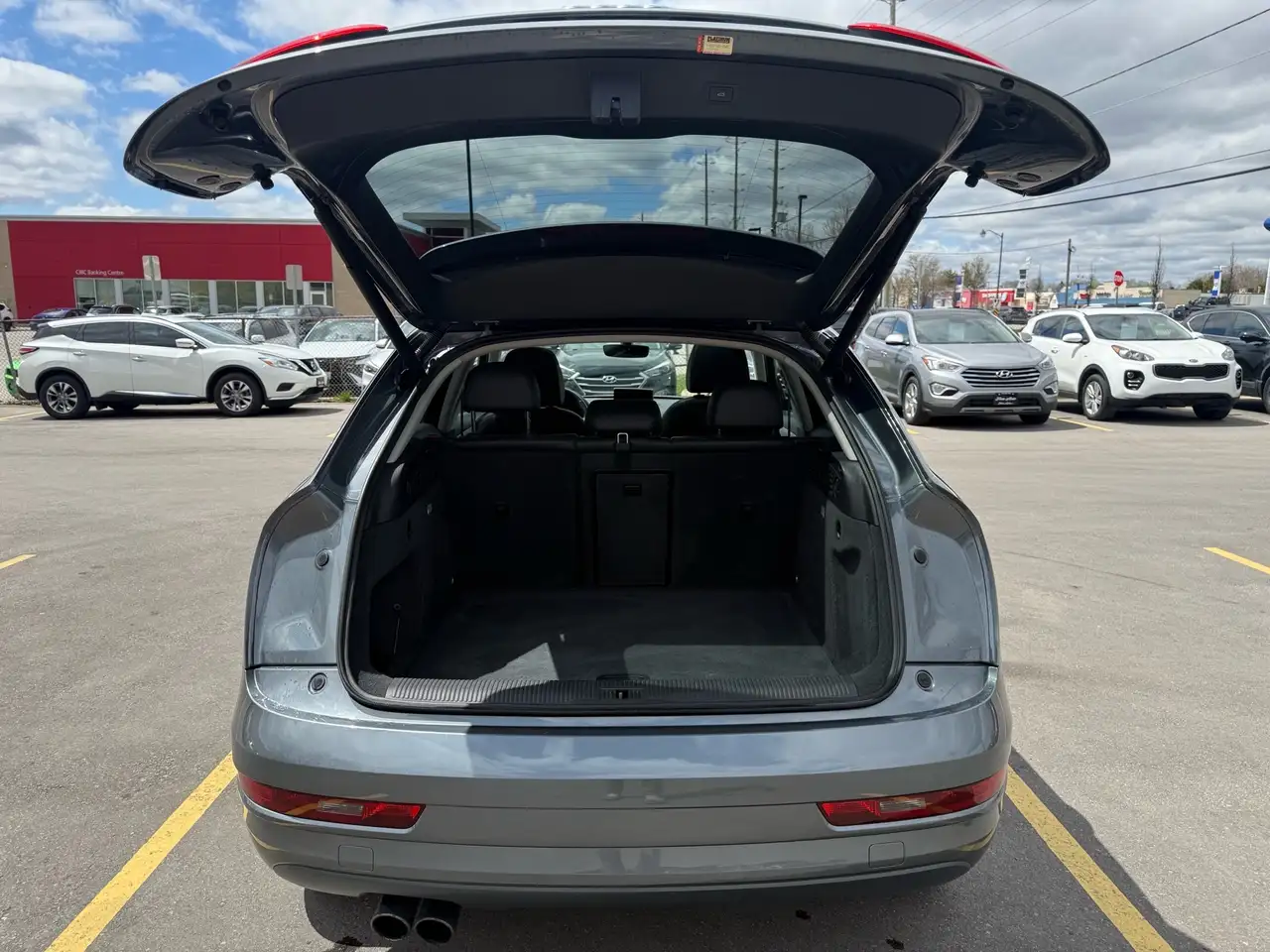 Audi Q3 снимка Audi Q3