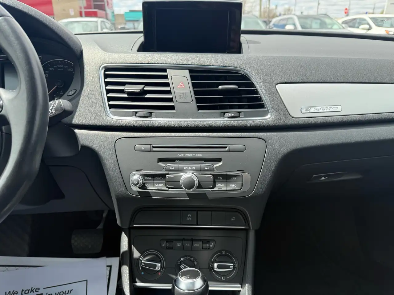 Audi Q3 снимка Audi Q3