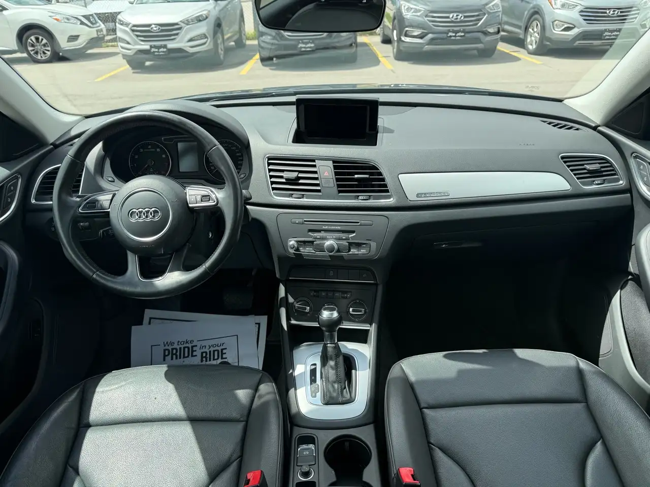 Audi Q3 снимка Audi Q3