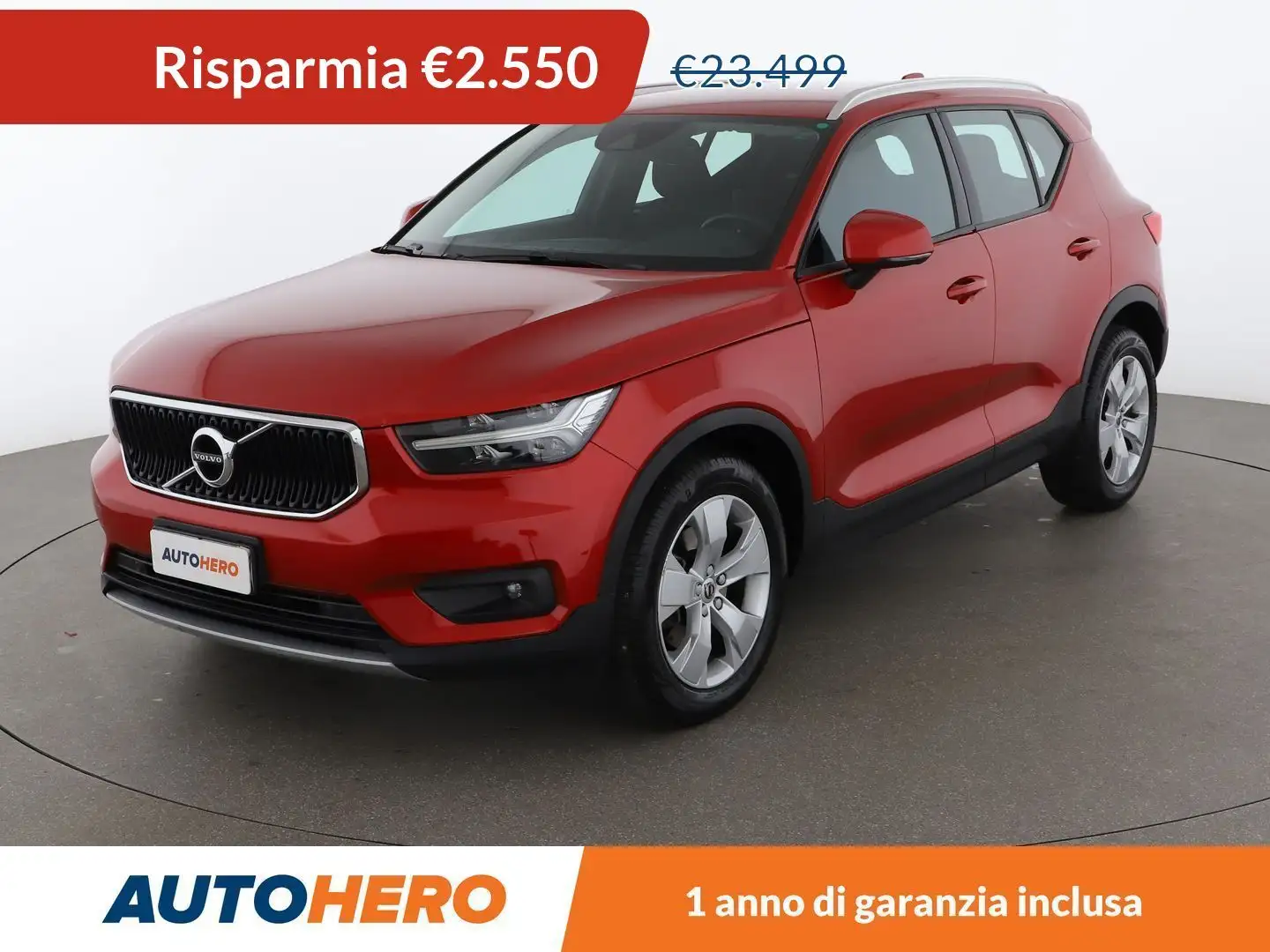 Volvo XC40 2.0 D3 Momentum Pro AWD Rosso - 1