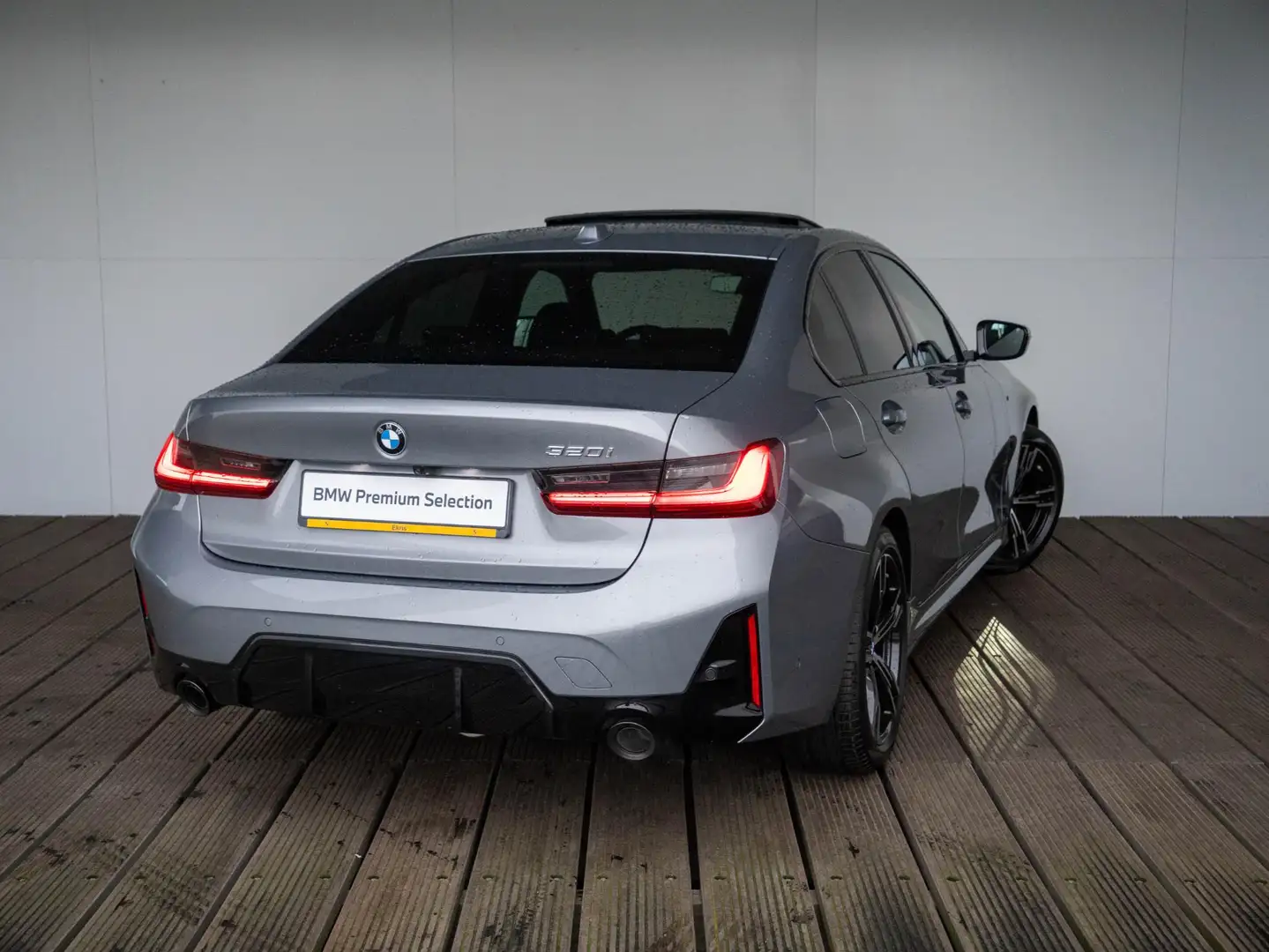 BMW 320 3 Serie Sedan 320i Sedan M Sportpakket / Adaptive Grigio - 2