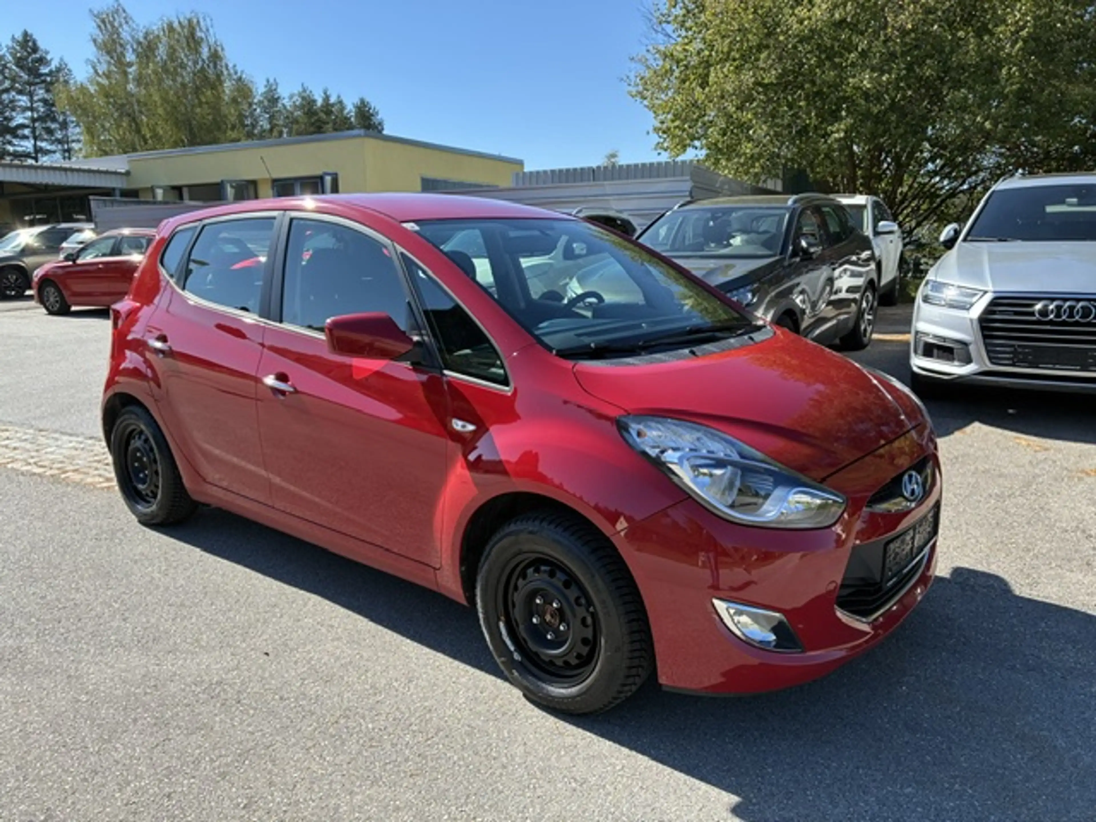 Hyundai iX20 — photo 6
