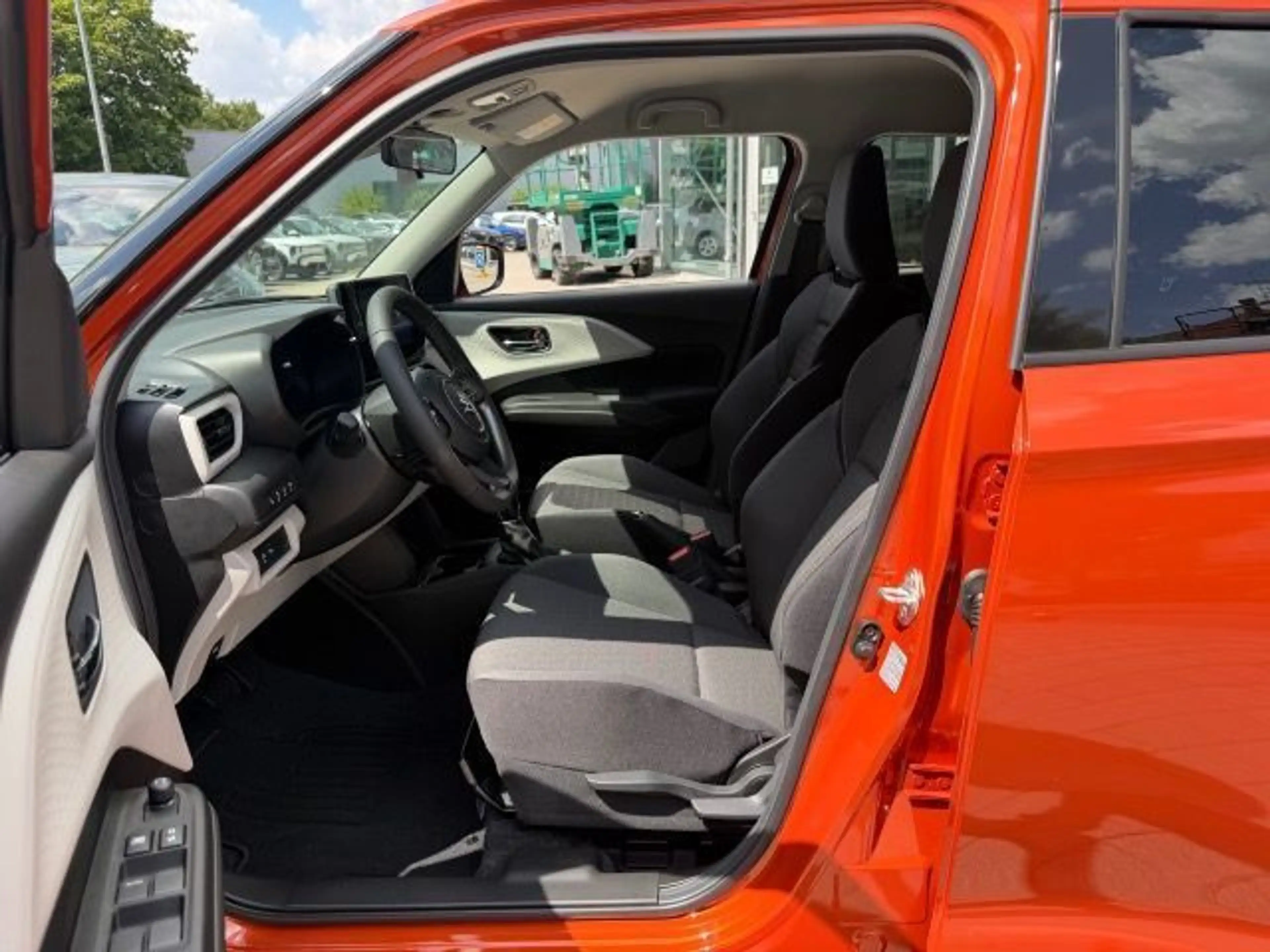 Suzuki Swift SWIFT 1.2 DUALJET HYBRID AUTOMATIK COMFORT — photo 15