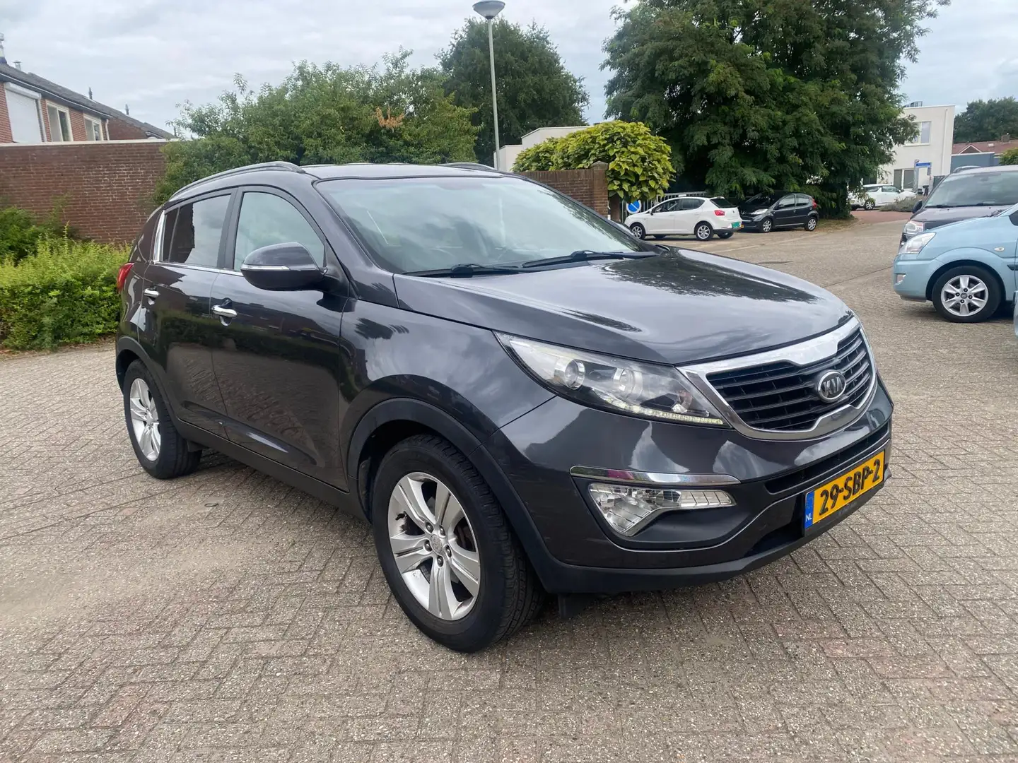 Kia Sportage 1.6 GDI X-ecutive Plus Pack Gris - 2