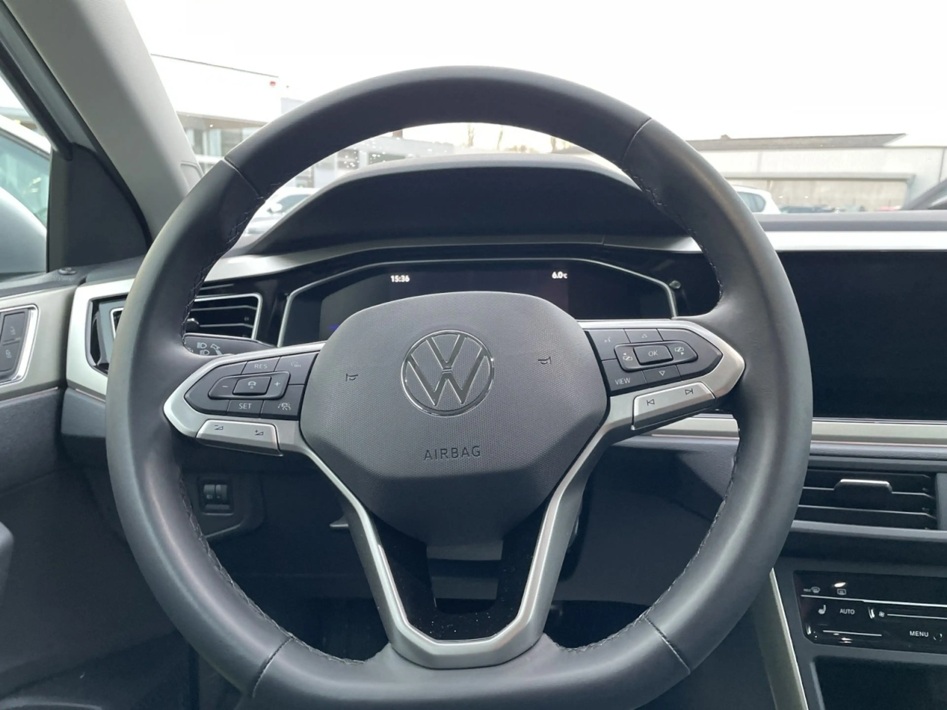 Volkswagen Taigo 1.0 TSI DSG MOVE Klima Navi Rückfahrkamera — photo 10
