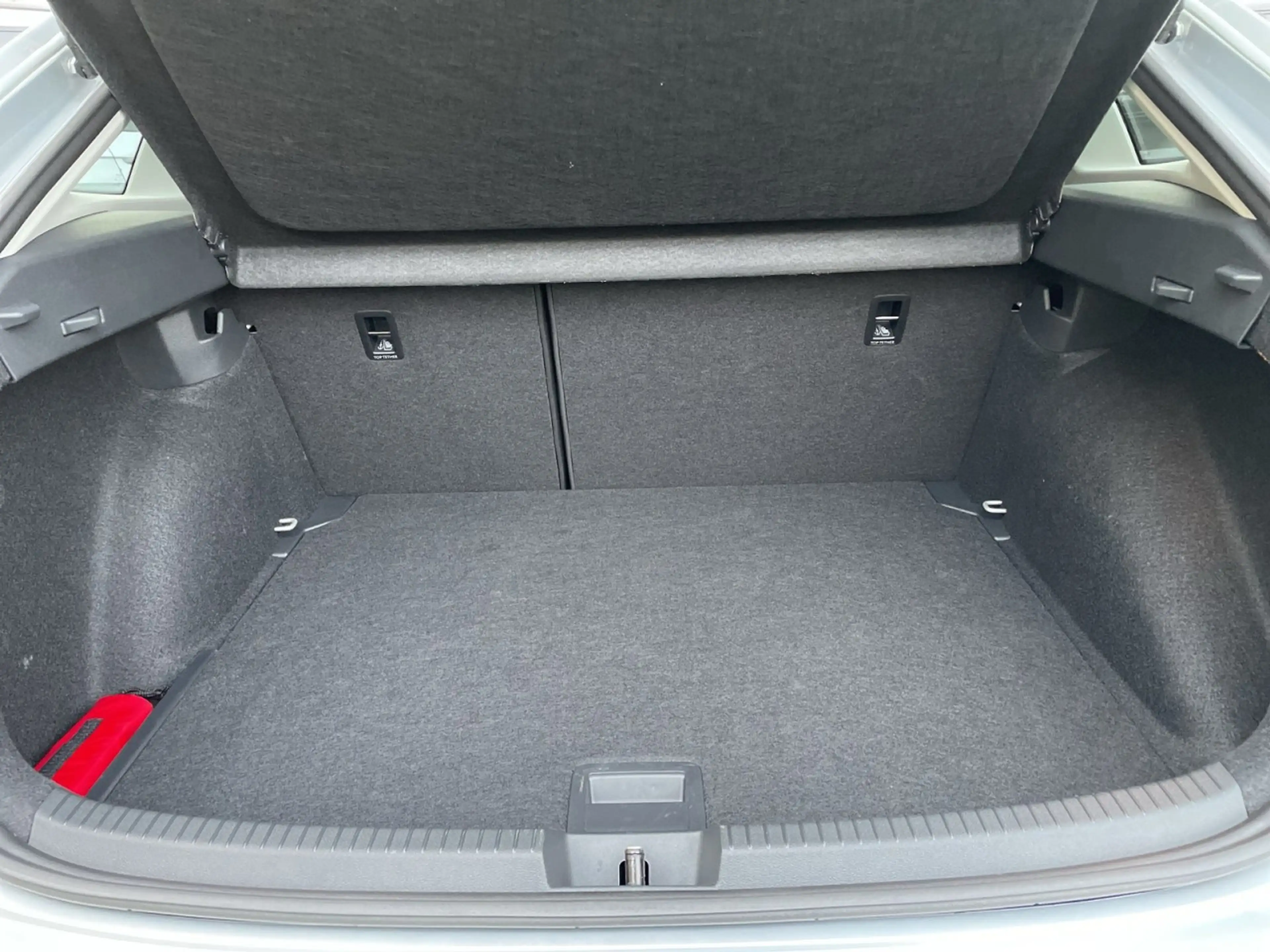 Volkswagen Taigo 1.0 TSI DSG MOVE Klima Navi Rückfahrkamera — photo 6