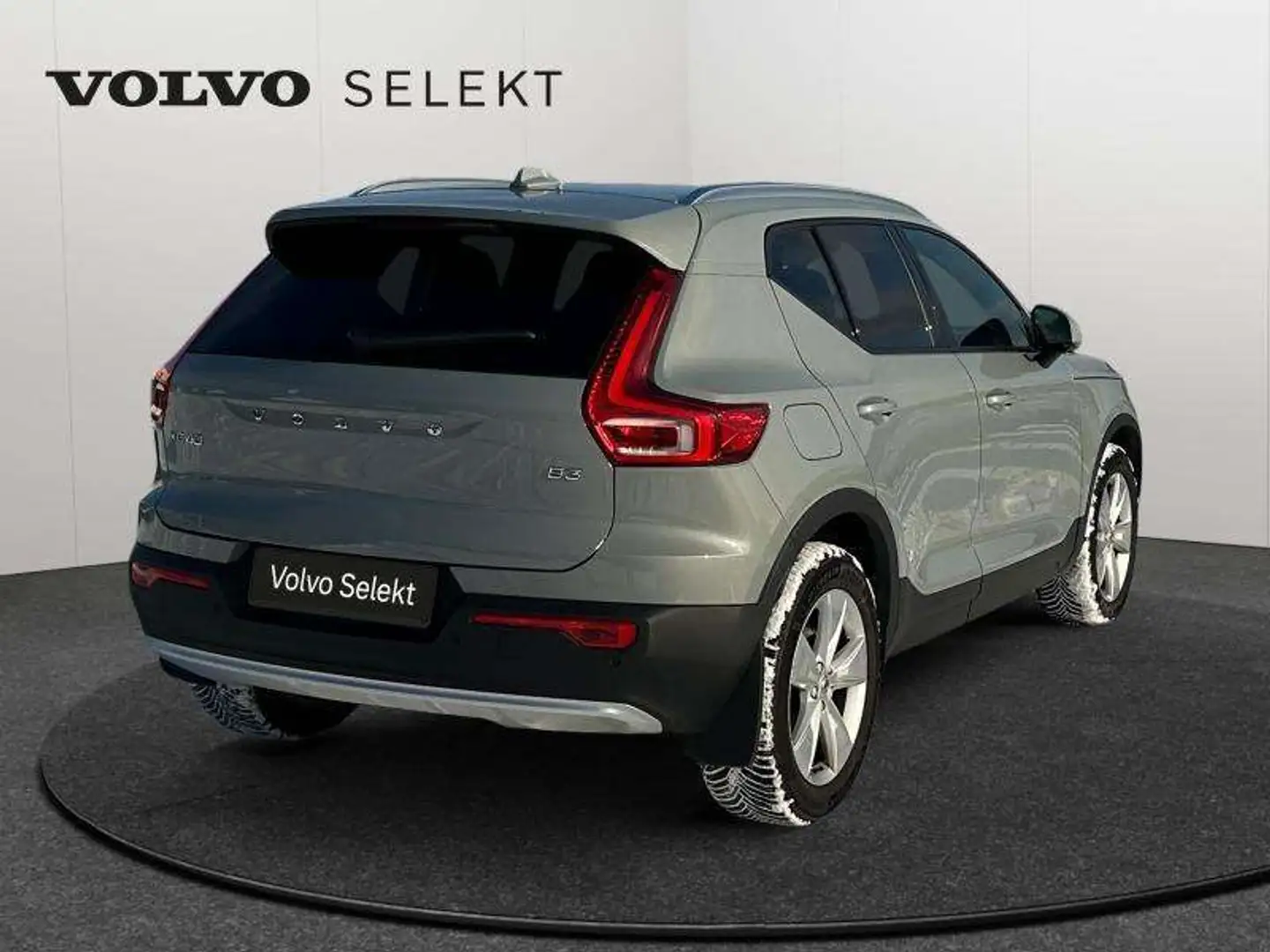 Volvo XC40 Core Gris - 2