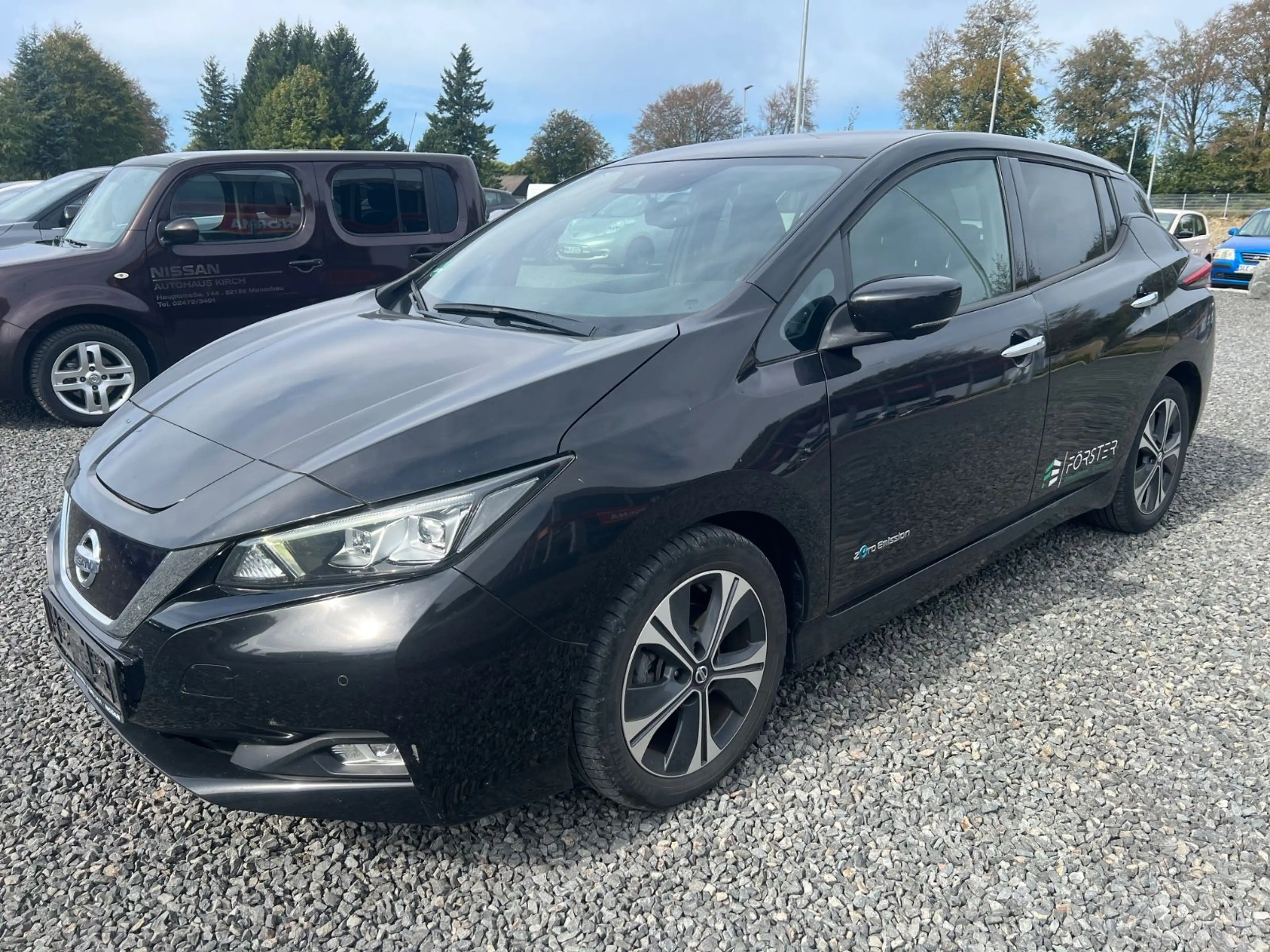 Nissan Leaf N-Connecta — photo 2