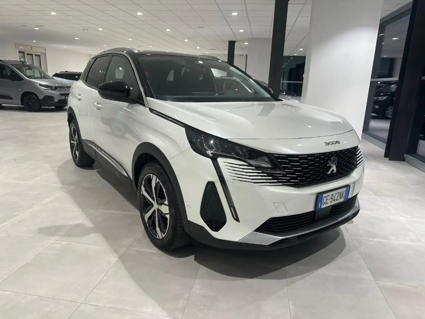 Peugeot 3008 BlueHDi 130 S&S EAT8 Allure Pack Wit - 2