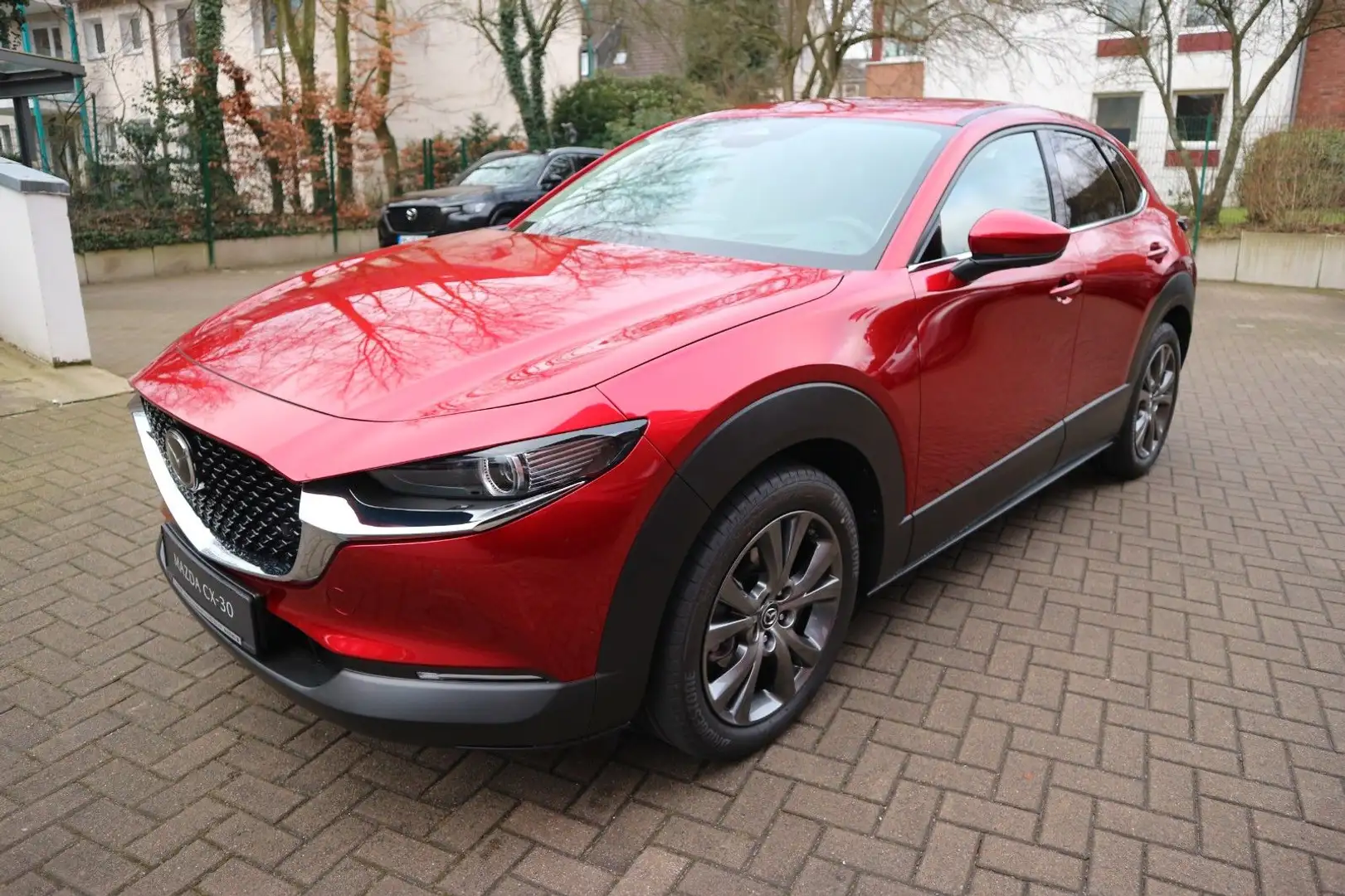 Mazda CX-30 e-SKYACTIV X M-Hybrid 186 Exclusive AT Rojo - 2