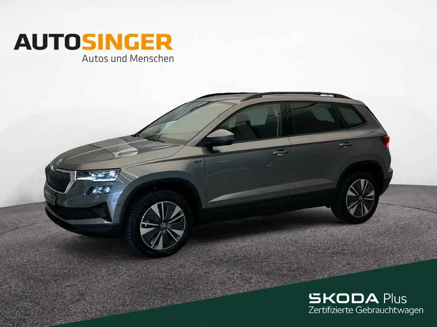 Skoda Karoq Selection 1,5 TSI DSG *NAV*PANO*MATRIX*AHK Grau - 1