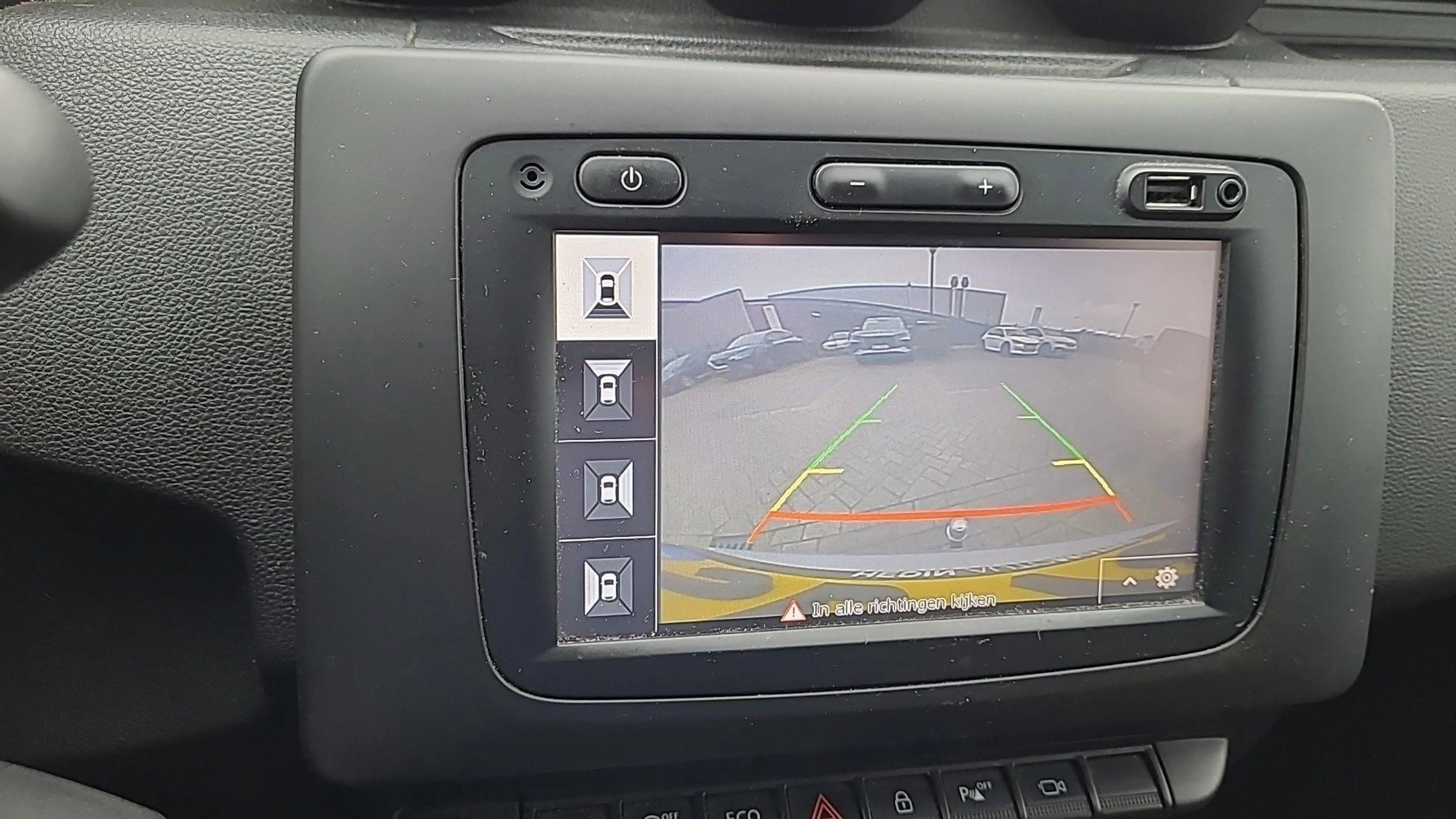 Dacia Duster 1.2 TCe Prestige |Navigatie||Airco|Trekhaak|Camera — photo 9