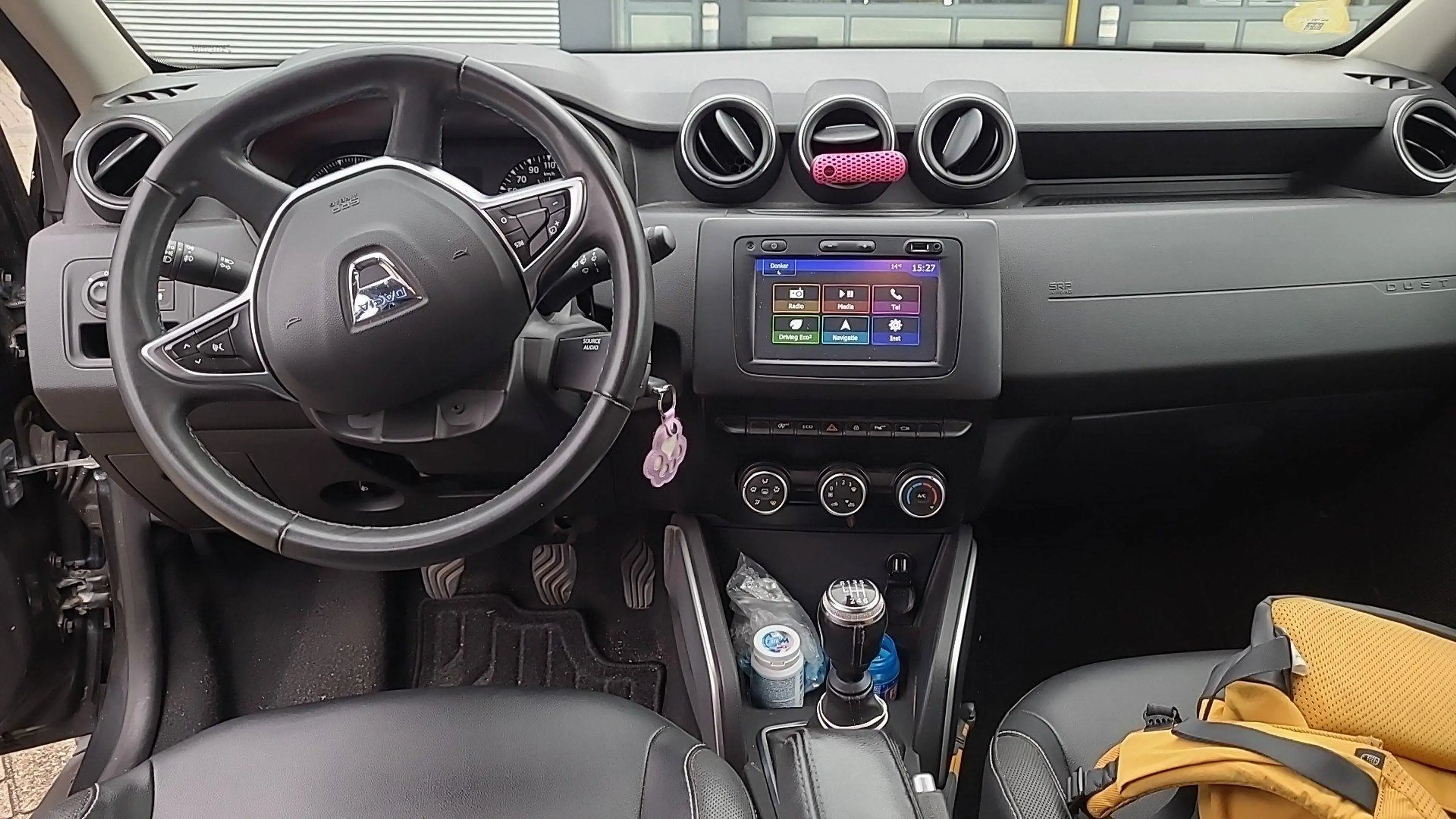 Dacia Duster 1.2 TCe Prestige |Navigatie||Airco|Trekhaak|Camera — photo 4