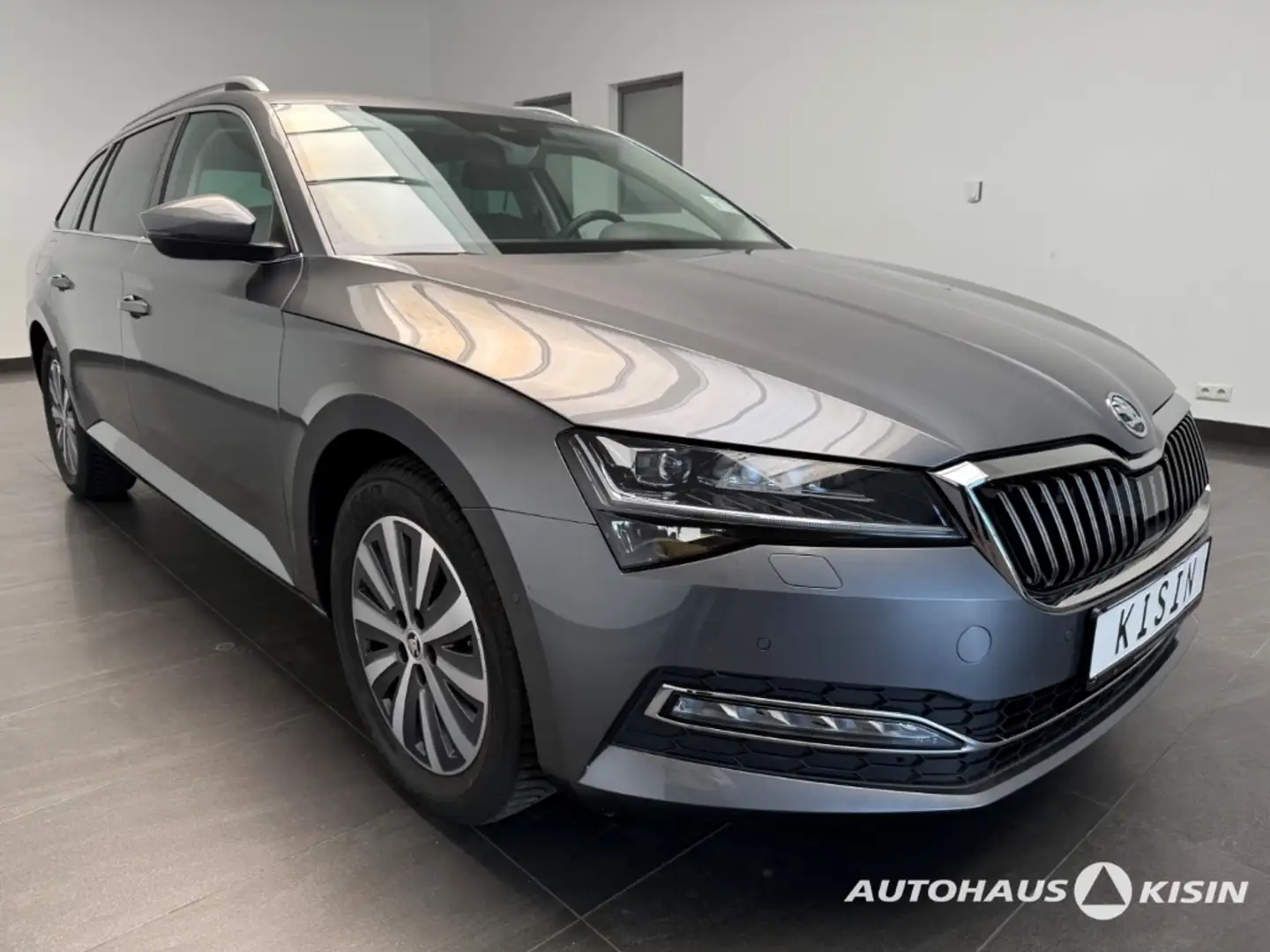 Skoda Superb Combi Style 1.5 TSI ACT Aut/AHK /Memory/Led/Cam Gri - 2