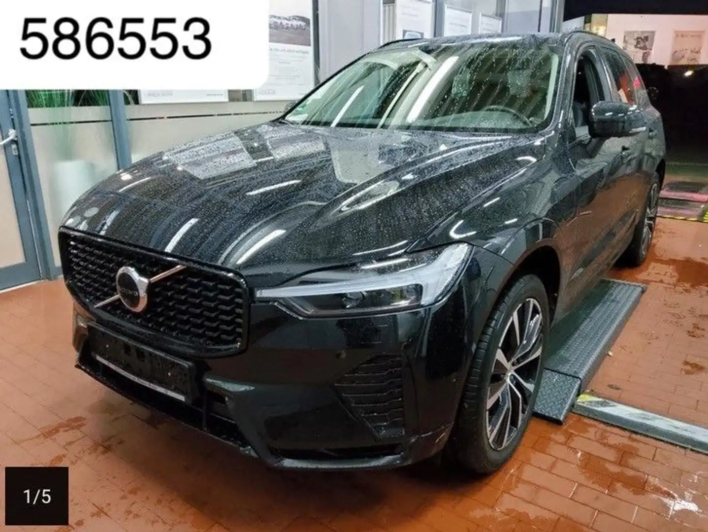 Volvo XC60 R Design Hybrid AWD LED 20" Navi 360K StdHz Noir - 1