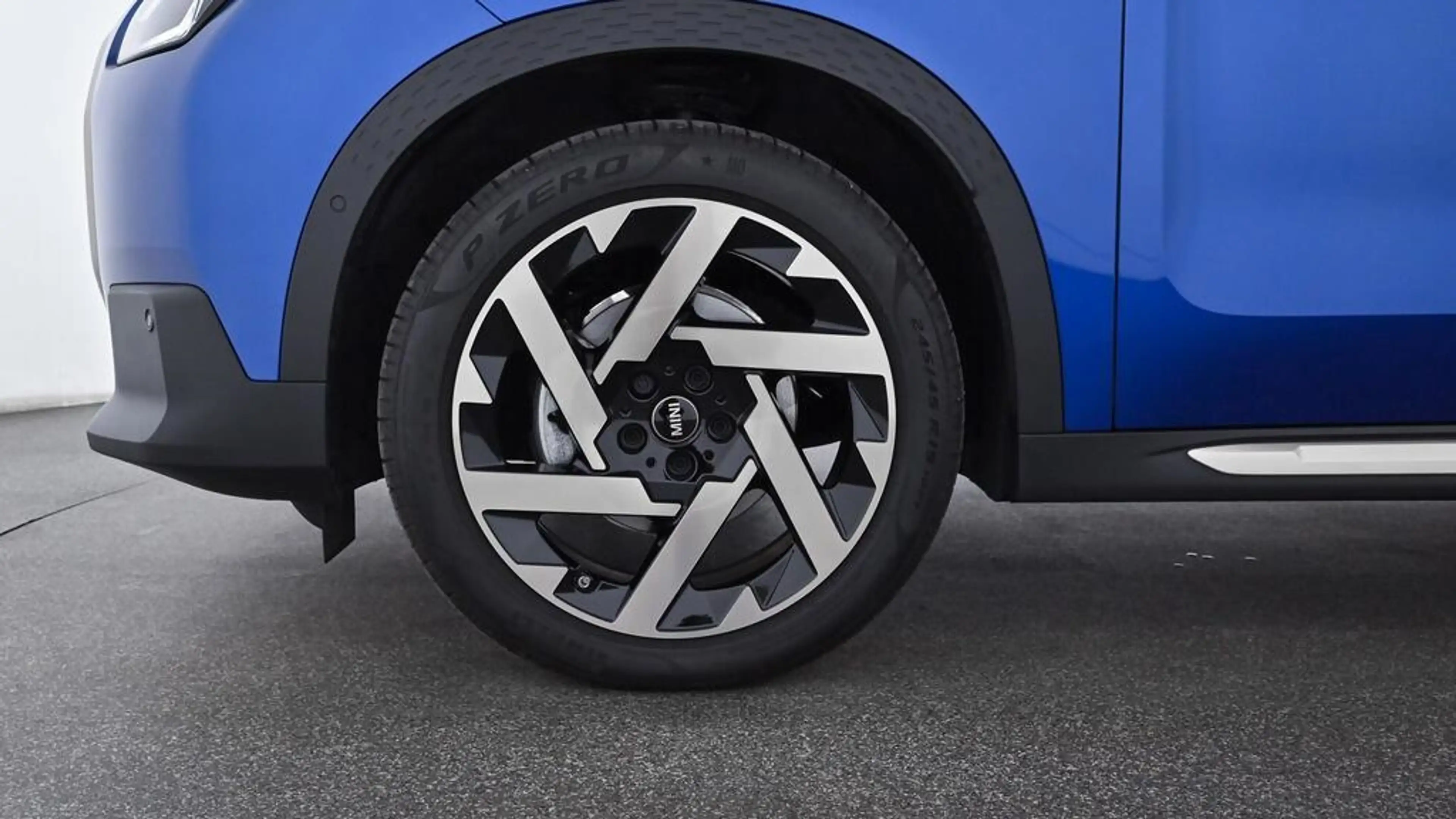 MINI Countryman D — photo 15
