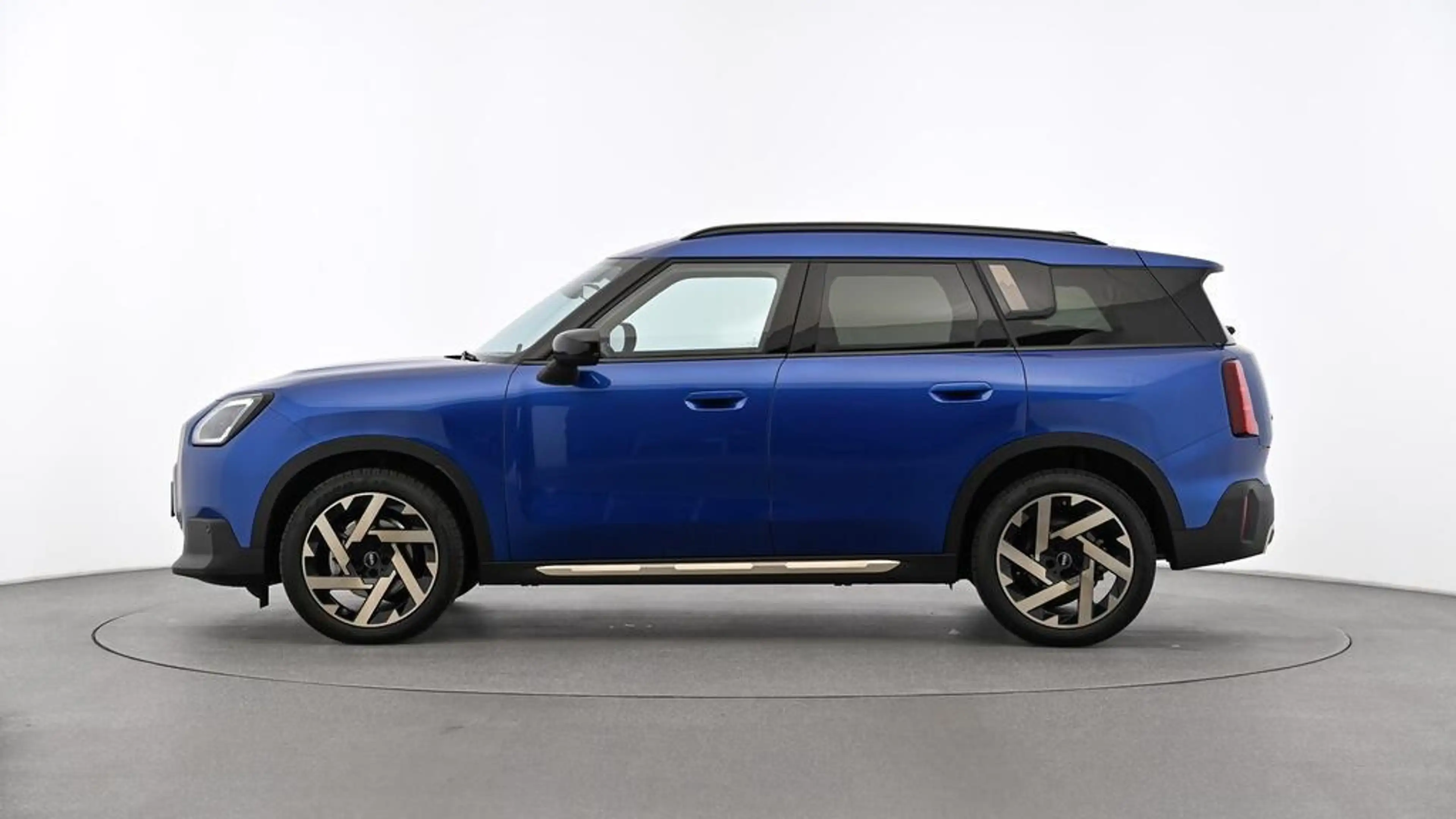 MINI Countryman D — photo 5