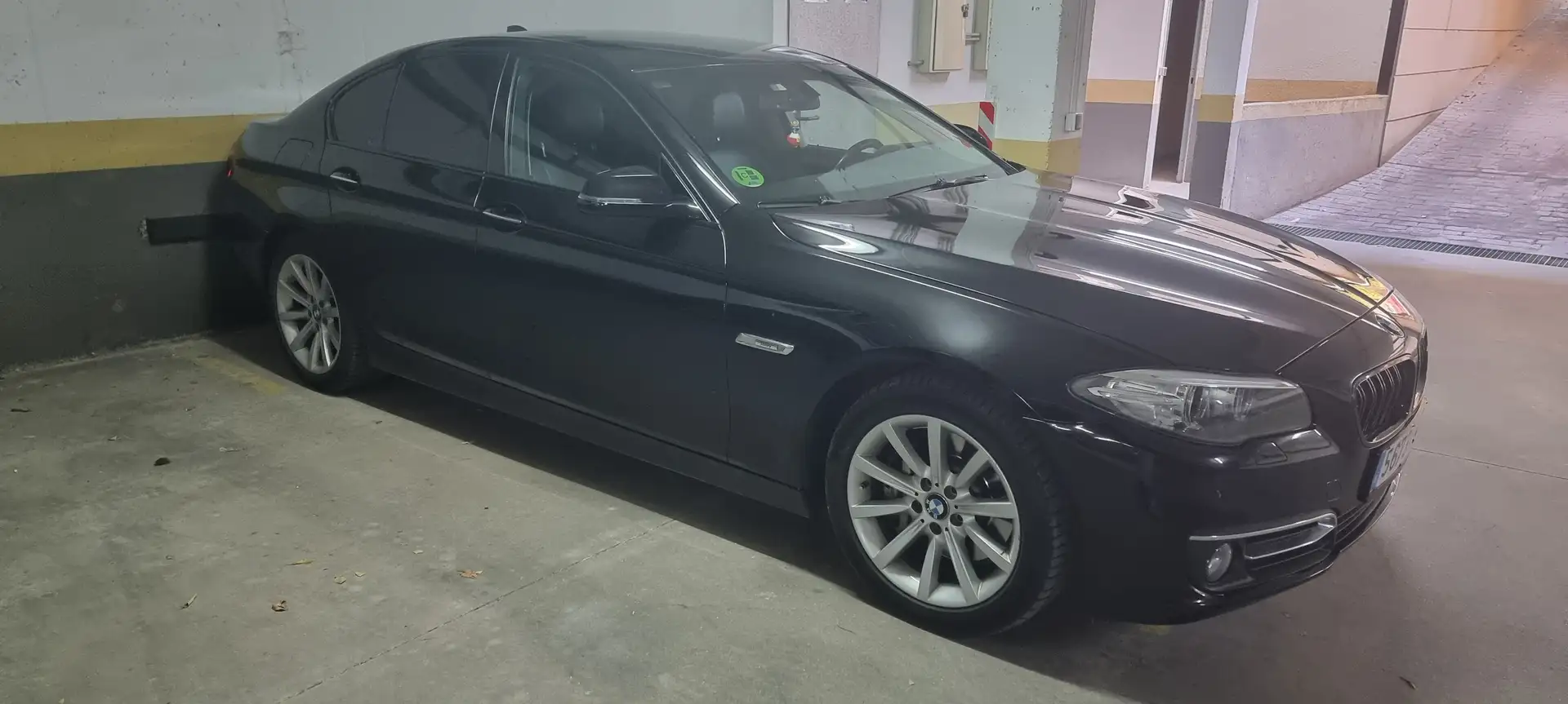 BMW 525 525d Luxury Luxury Negro - 2