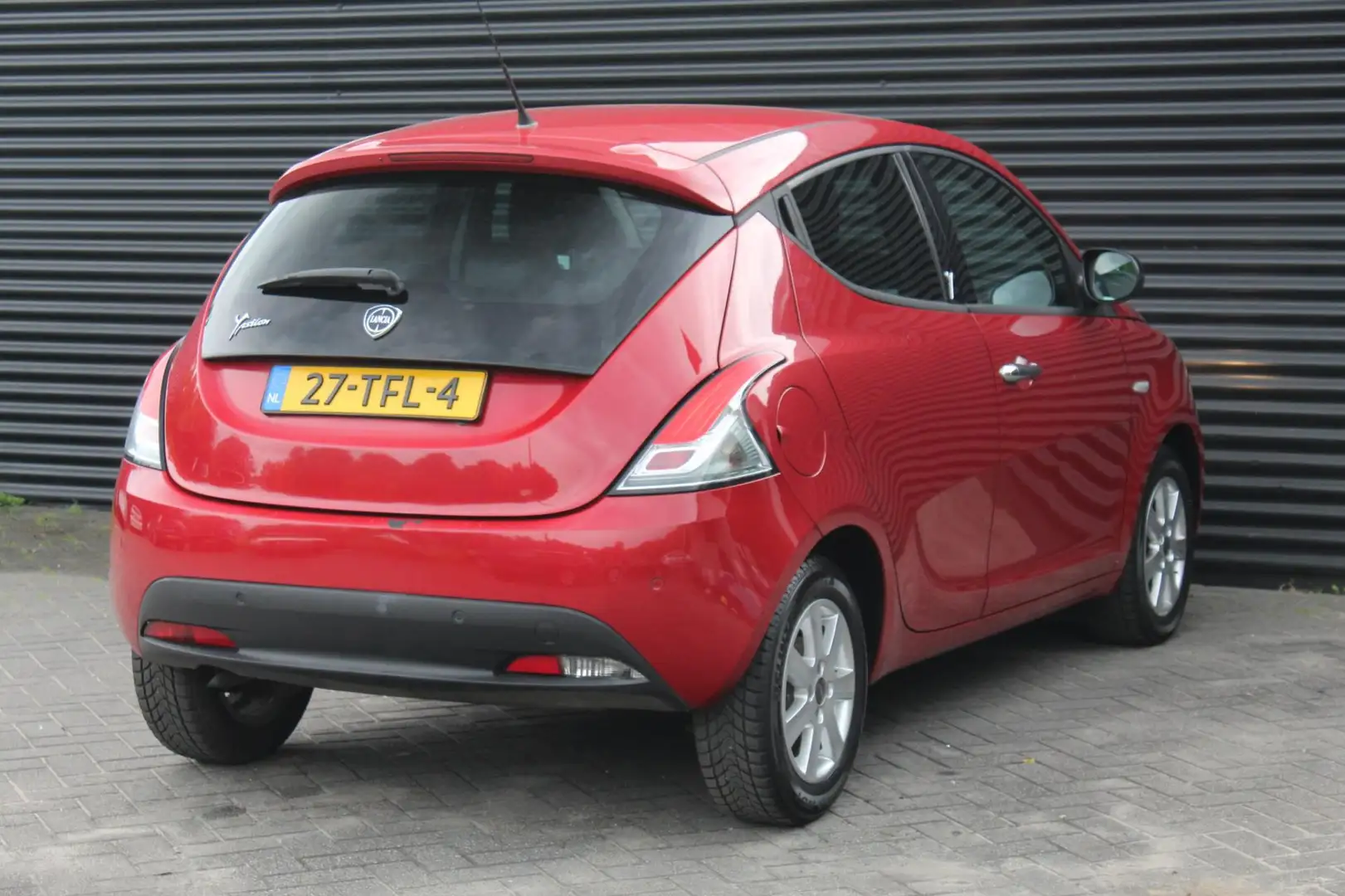 Lancia Ypsilon 0.9 TwinAir Platinum | Cruise | Clima | Rot - 2