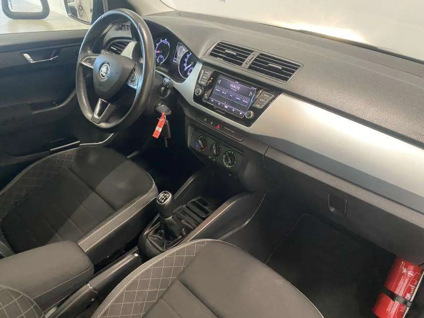Skoda Fabia Ambition Noir - 2