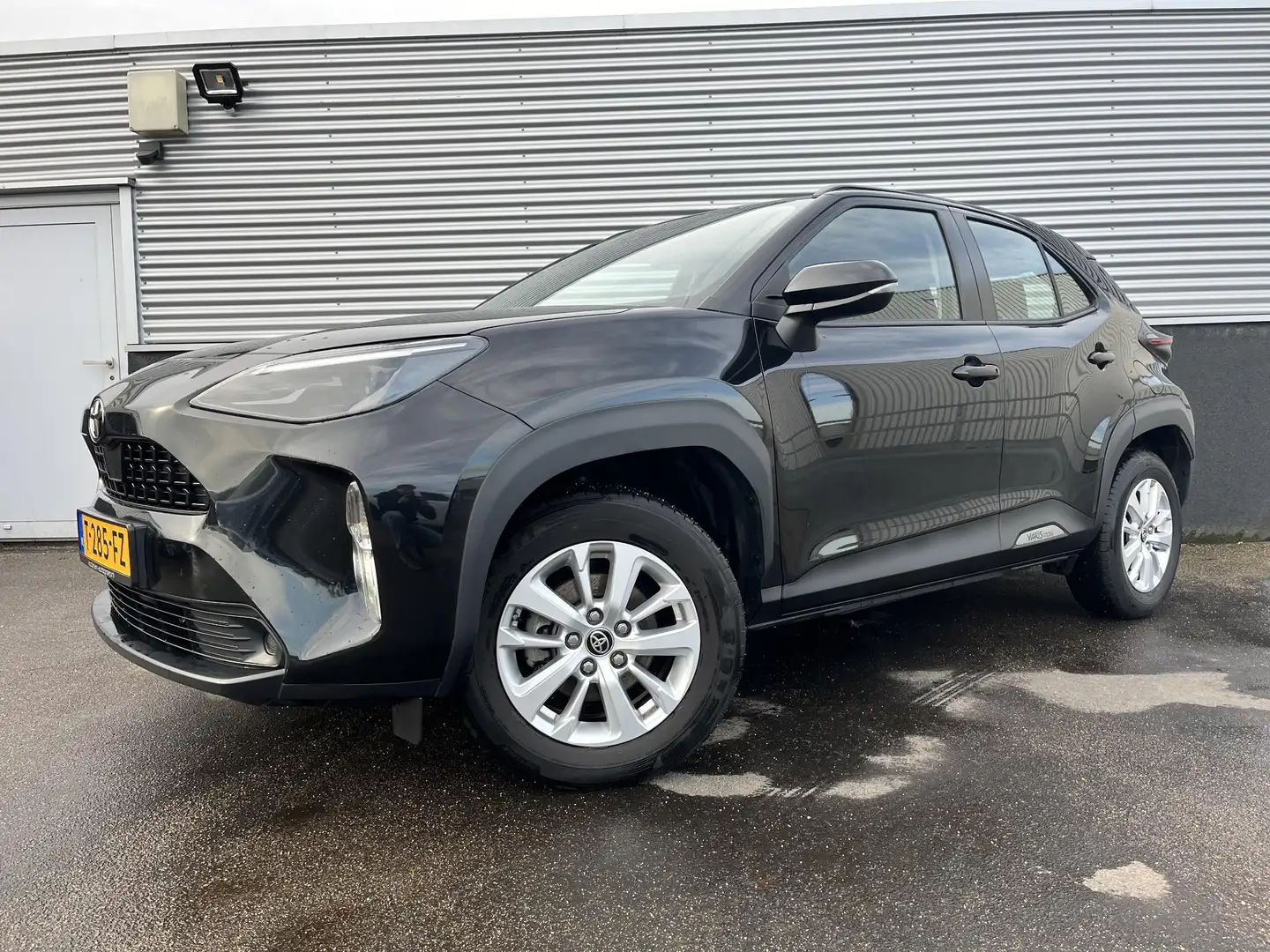 Toyota Yaris Cross 1.5 VVT-I Active Incl: Trekhaak, Apple Carplay/And Noir - 2
