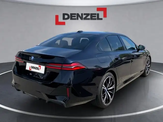 BMW 550 e xDrive Limousine G60 XB1 Ansicht 4