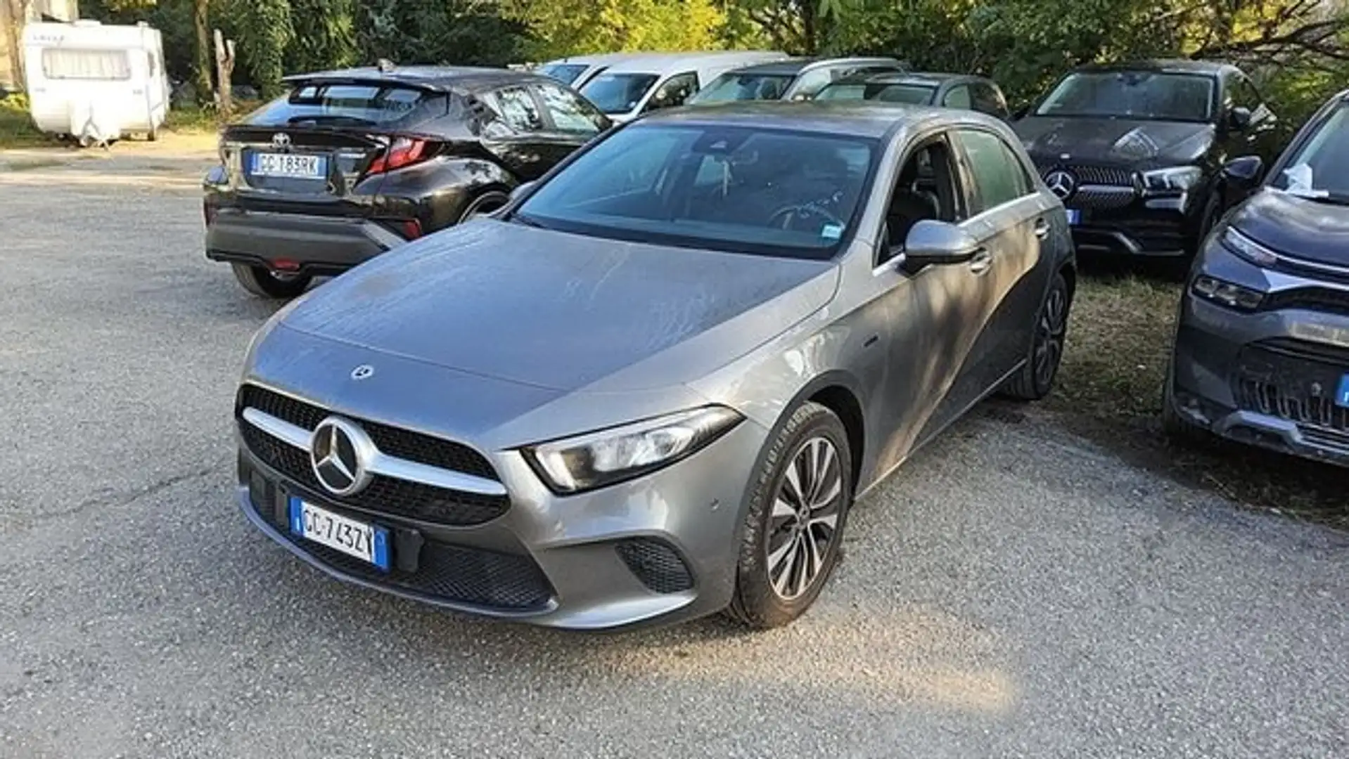Mercedes-Benz A 250 e Gris - 2