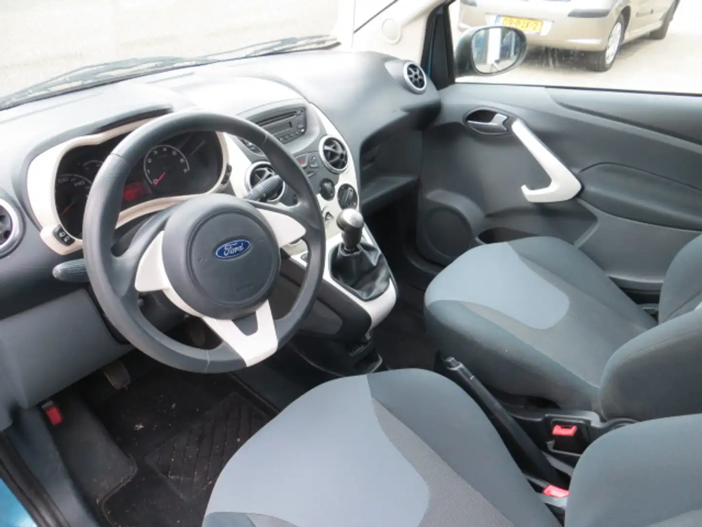 Ford Ka/Ka+ 1.2 Titanium airco ,lmv, elec ramen etc Blauw - 2