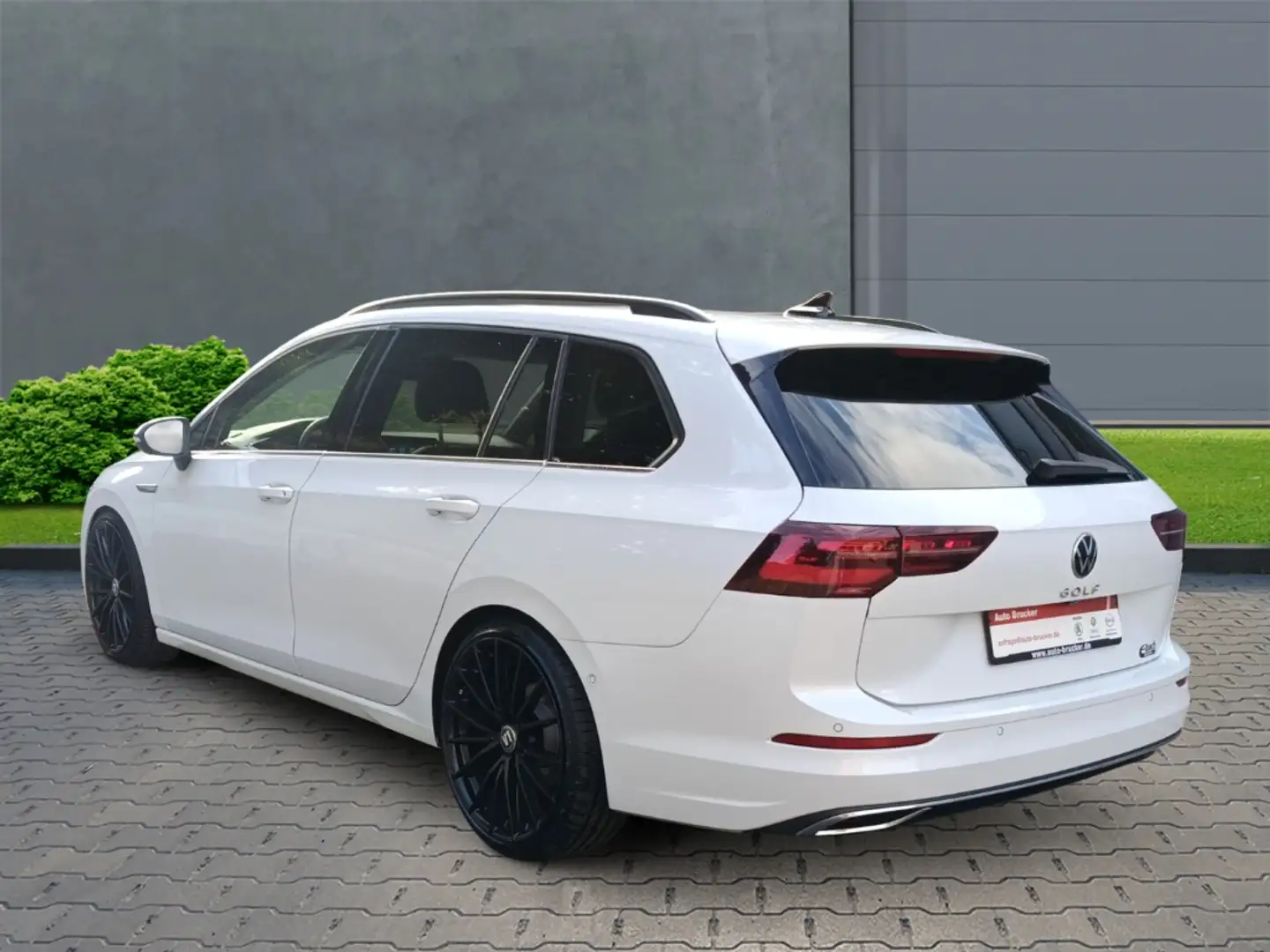 Volkswagen Golf VIII Variant Style 2.0 TDI+Sitzheizung+Sportsitze+ Weiß - 2