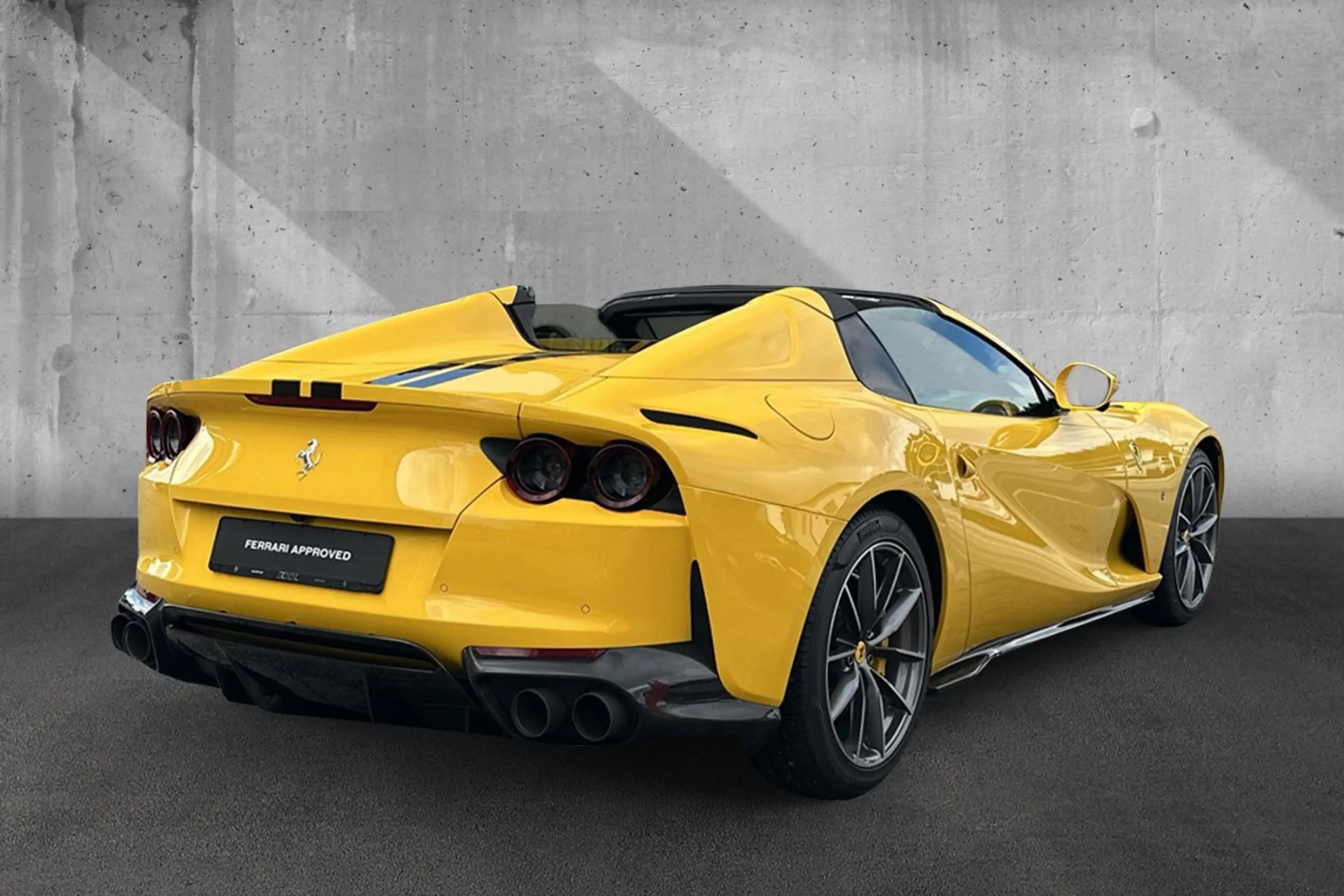Ferrari 812 GTS*Full Carbon*Lift*Painted Stripes*JBL — photo 7