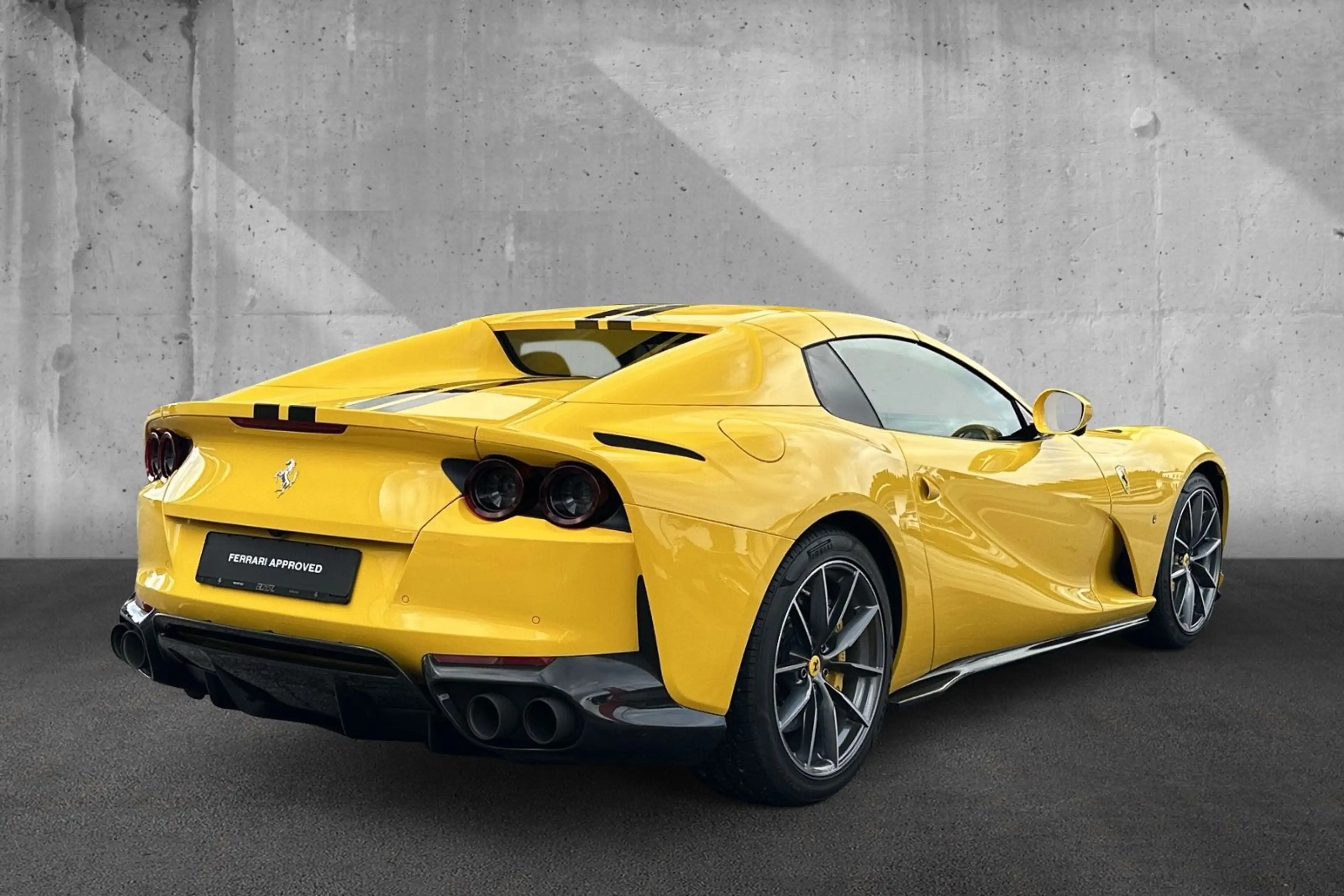 Ferrari 812 GTS*Full Carbon*Lift*Painted Stripes*JBL — photo 8
