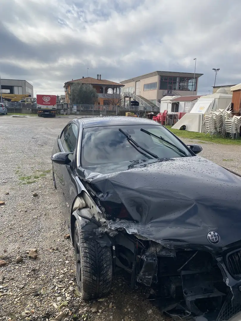BMW 320 320d Coupe Futura 177cv - 2