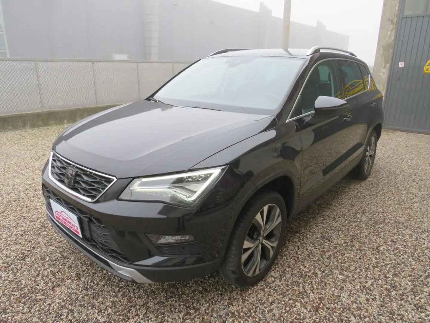 SEAT Ateca 1.6 TDI DSG Business Nero - 1