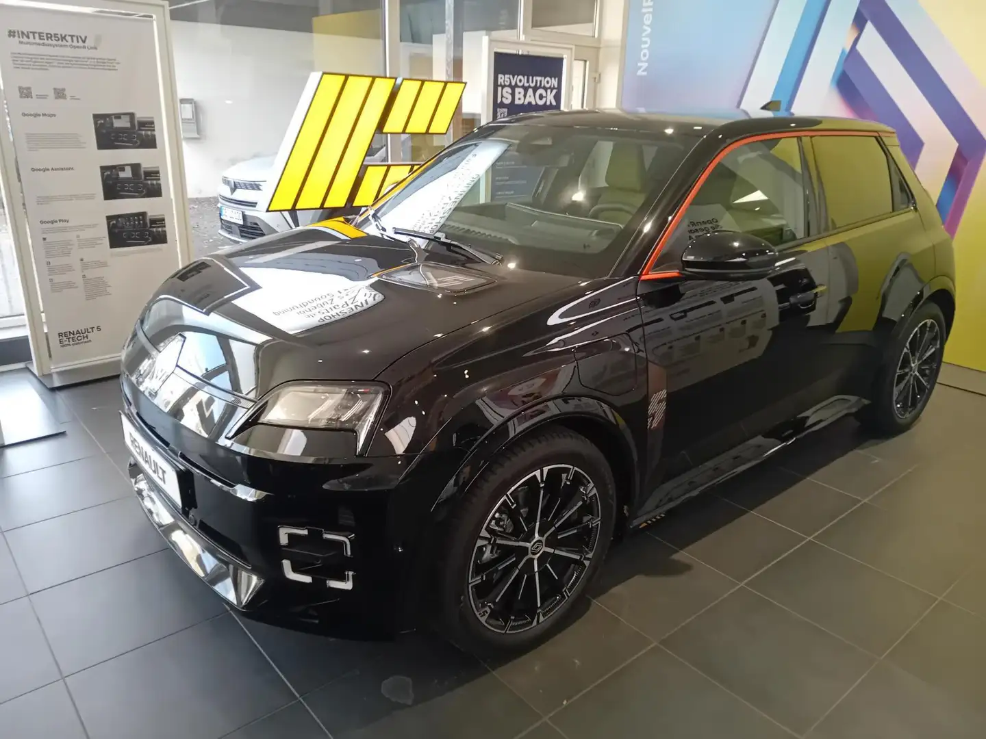 Renault R 5 Iconic E-Tech Five 120 Urban Range Schwarz - 1