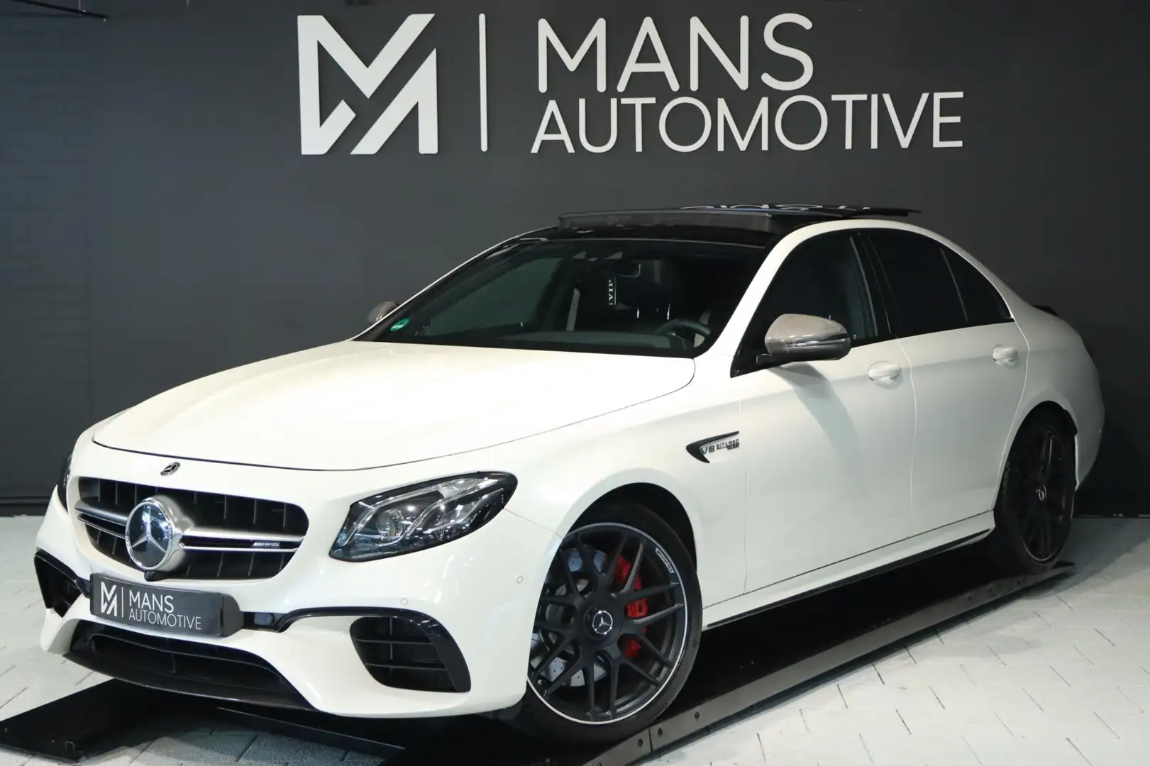 Mercedes-Benz E 63 AMG S 4MATIC+ / PANO / BURMESTER / HUD / BOVAG / LUCHT Blanc - 1
