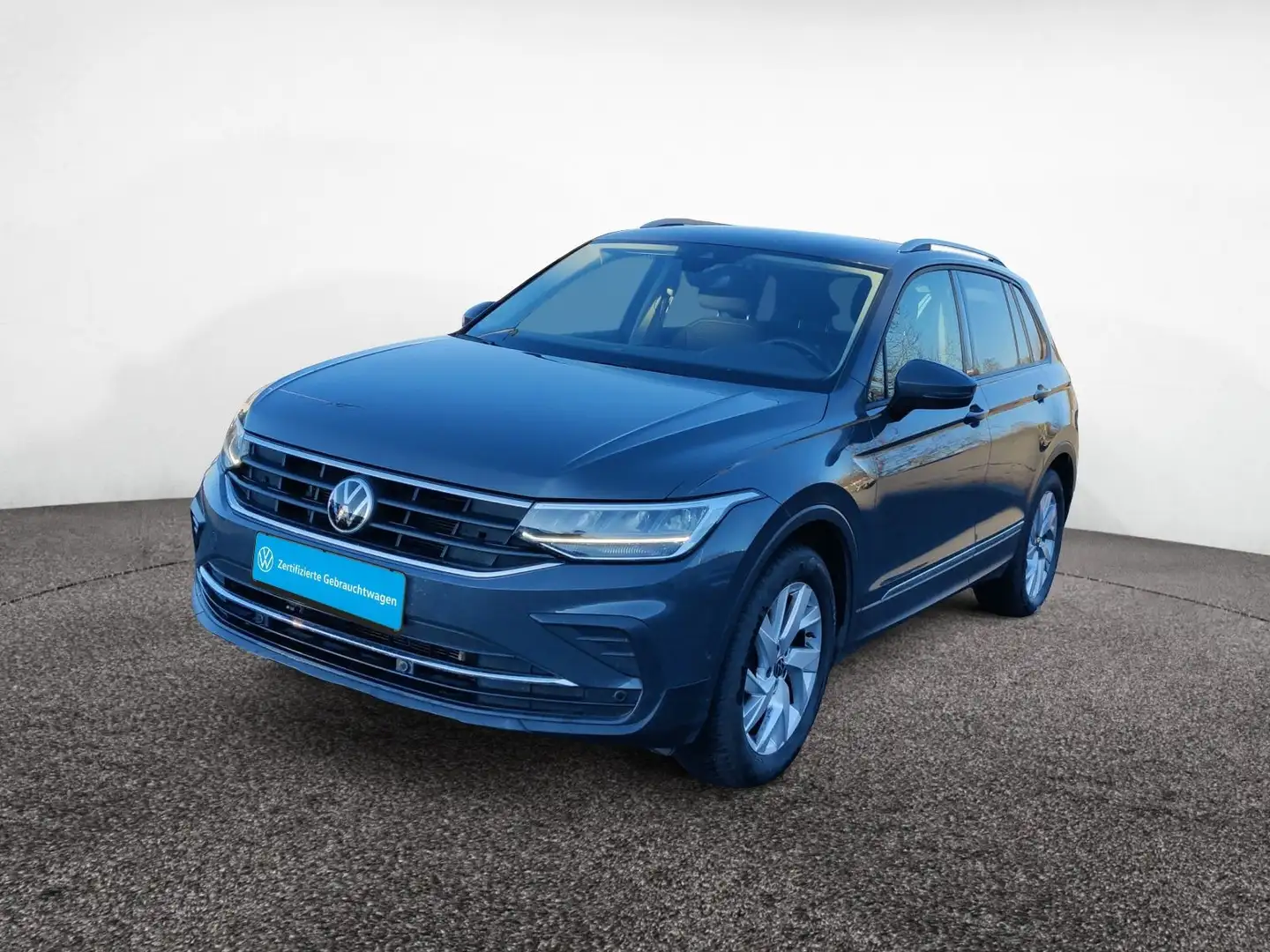 Volkswagen Tiguan 2.0 TDI United AHK ACC Grau - 2