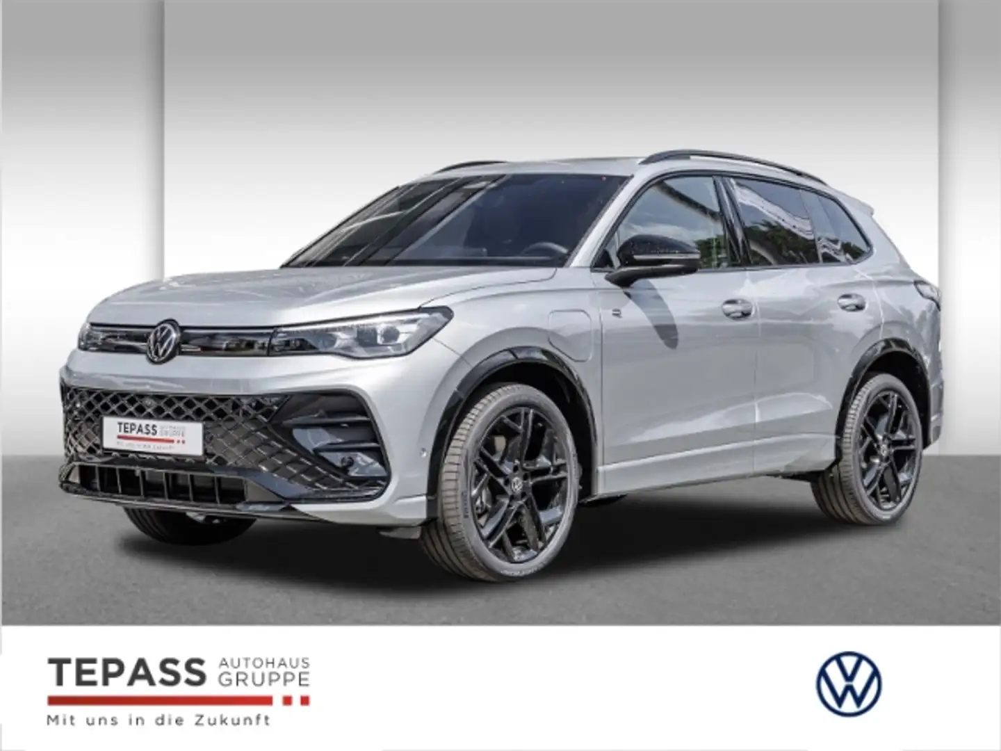 Volkswagen Tiguan 1.5 TSI eHybrid R-Line MATRIX LEDER NAVI Silber - 1