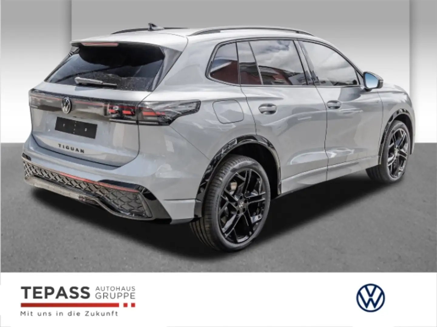 Volkswagen Tiguan 1.5 TSI eHybrid R-Line MATRIX LEDER NAVI Silber - 2