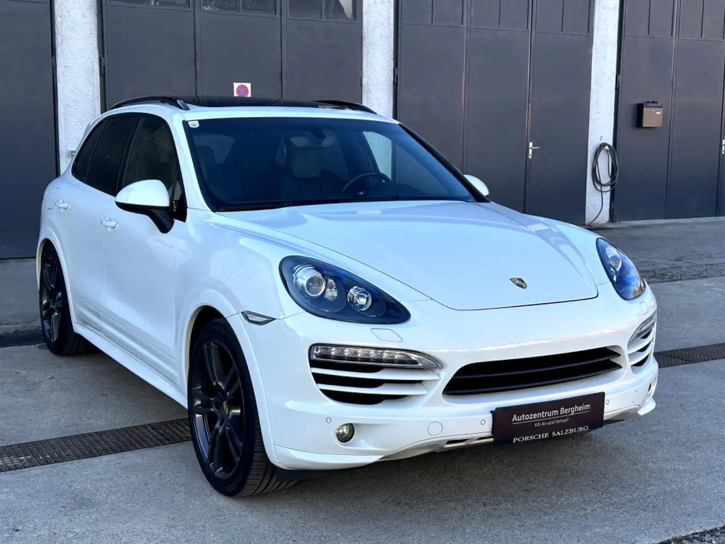 Porsche Cayenne Diesel 3.0 V6 Blanc - 1