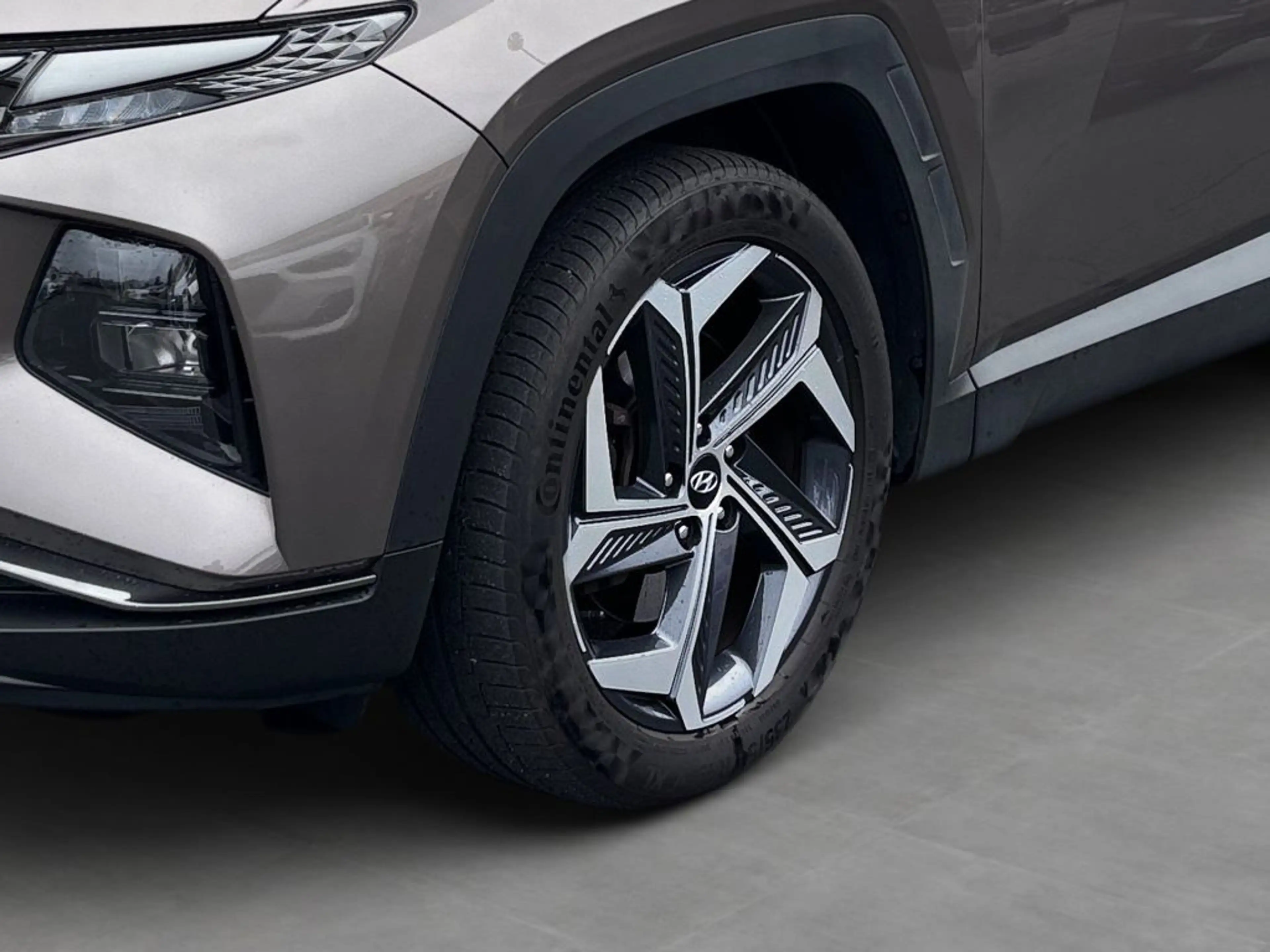 Hyundai TUCSON 1.6 T-GDi 48V-Hybrid 4WD DCT Prime — photo 6