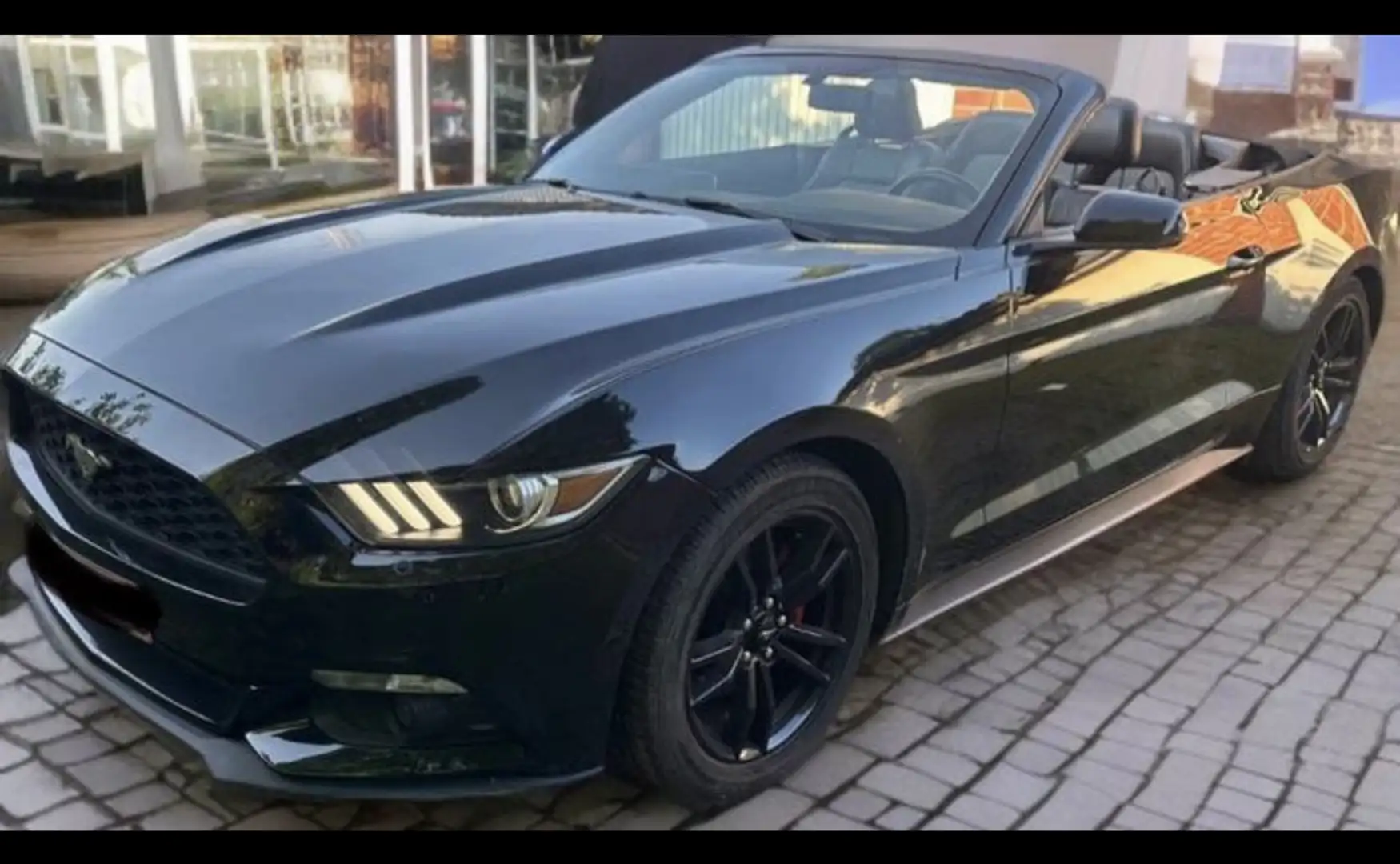 Ford Mustang Convertible 2.3 EcoBoost - 1