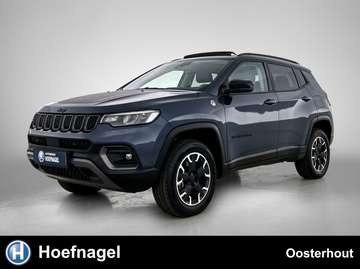 4xe 240 Plug-in Hybrid | Automaat | Adaptive Cruis