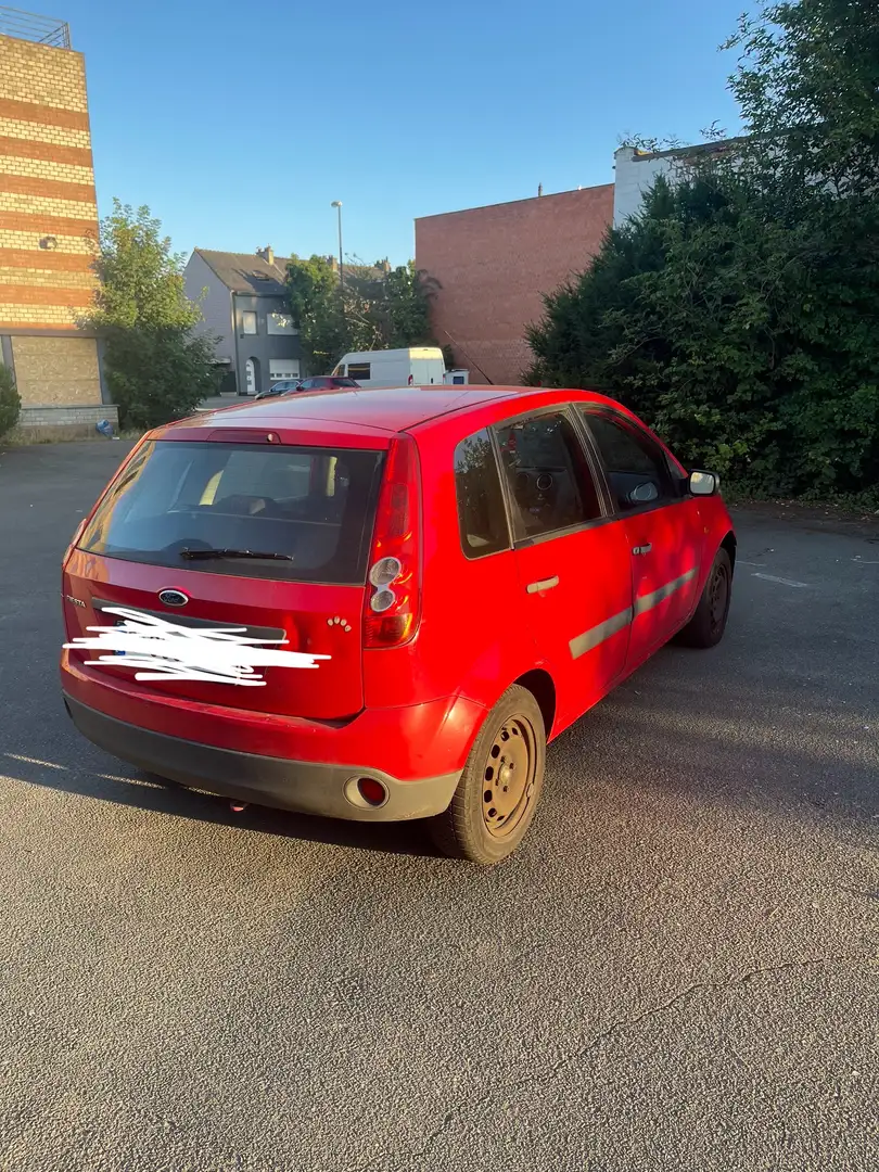 Ford Fiesta 1.3i Ambiente - 1